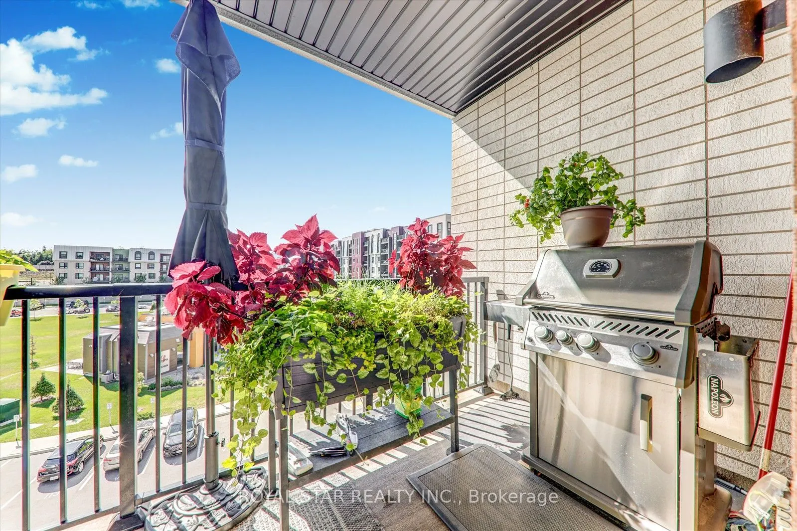 1 Chef Lane, #401