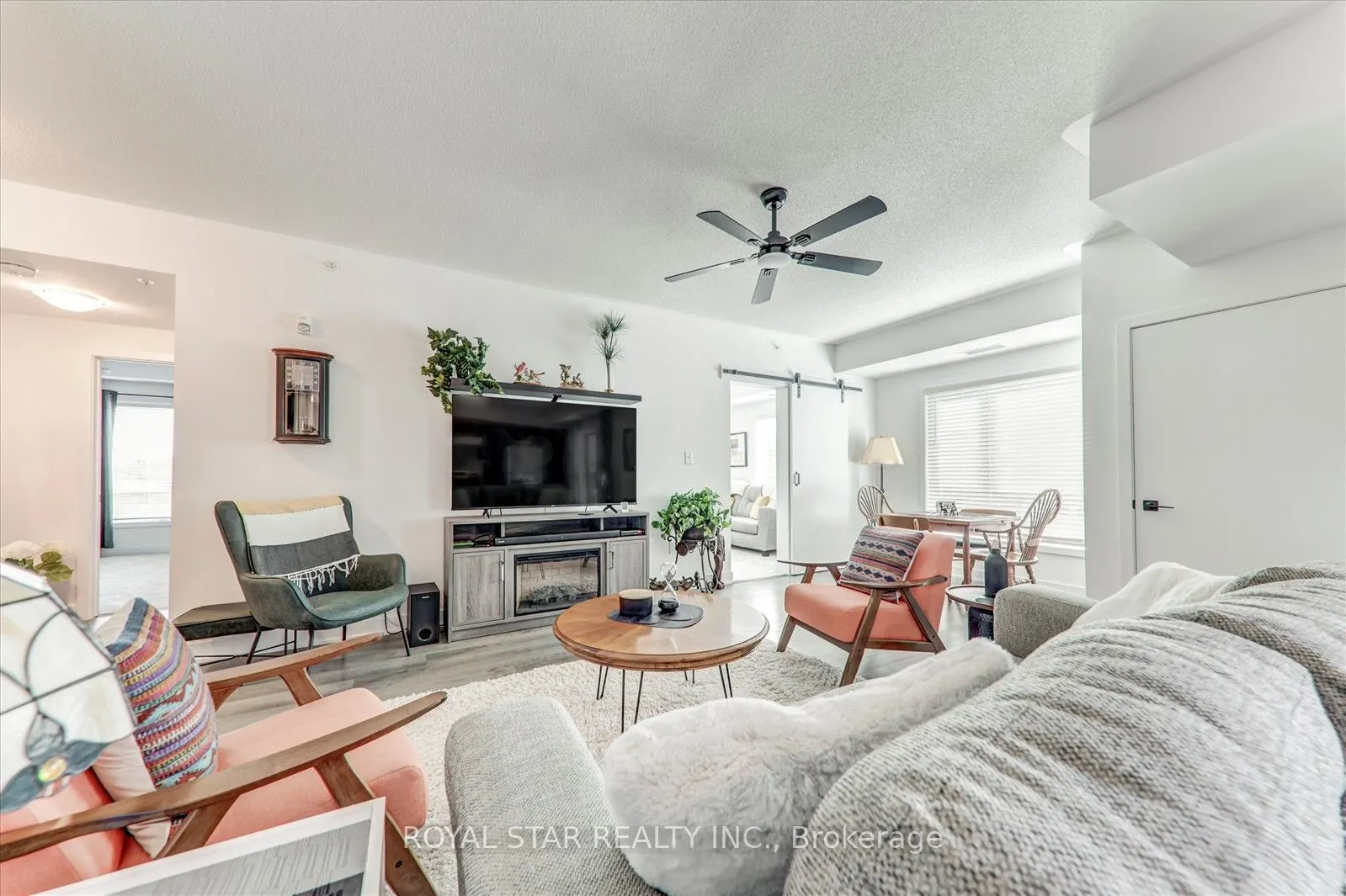 1 Chef Lane, #401