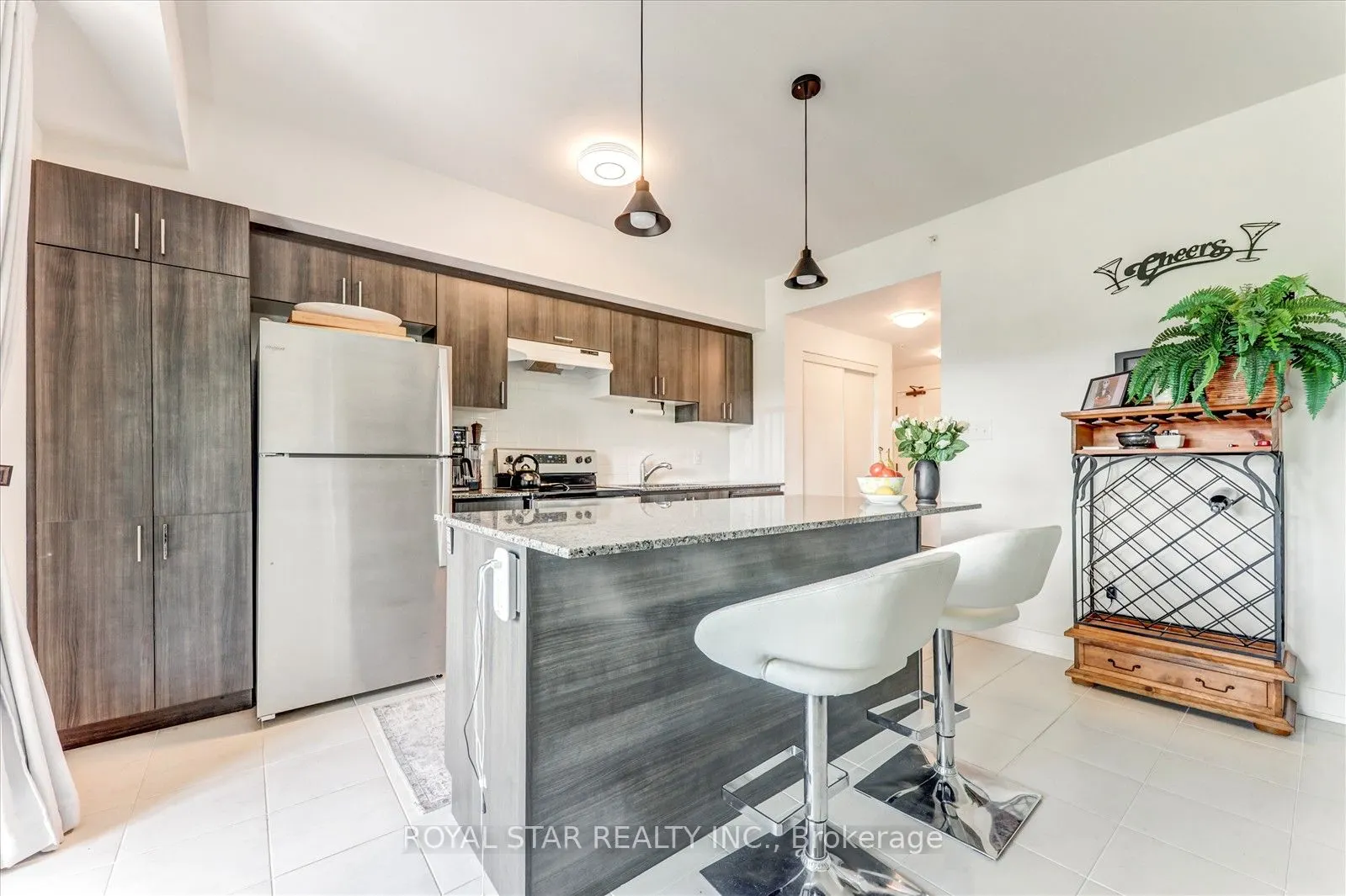 1 Chef Lane, #401