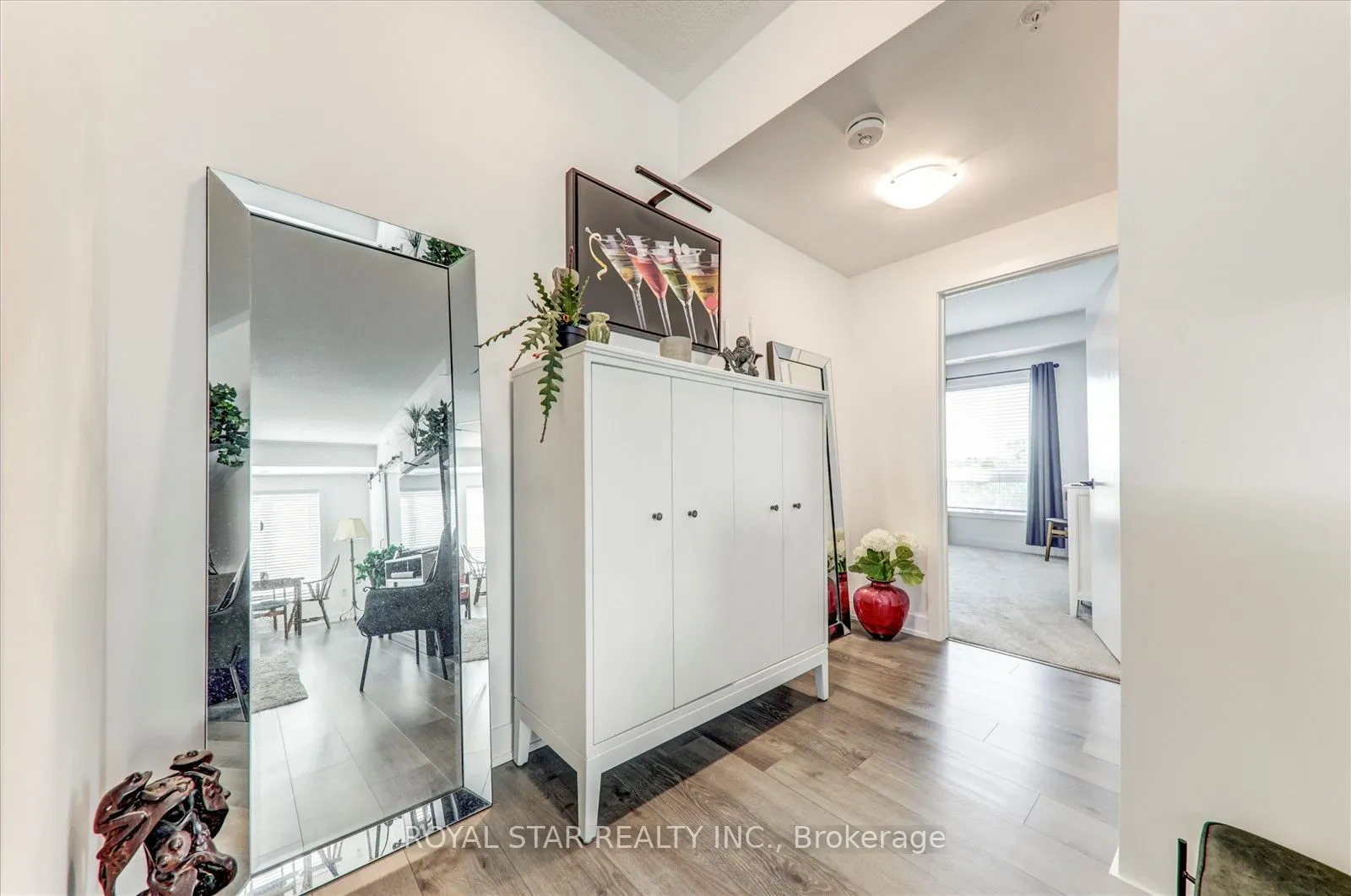 1 Chef Lane, #401