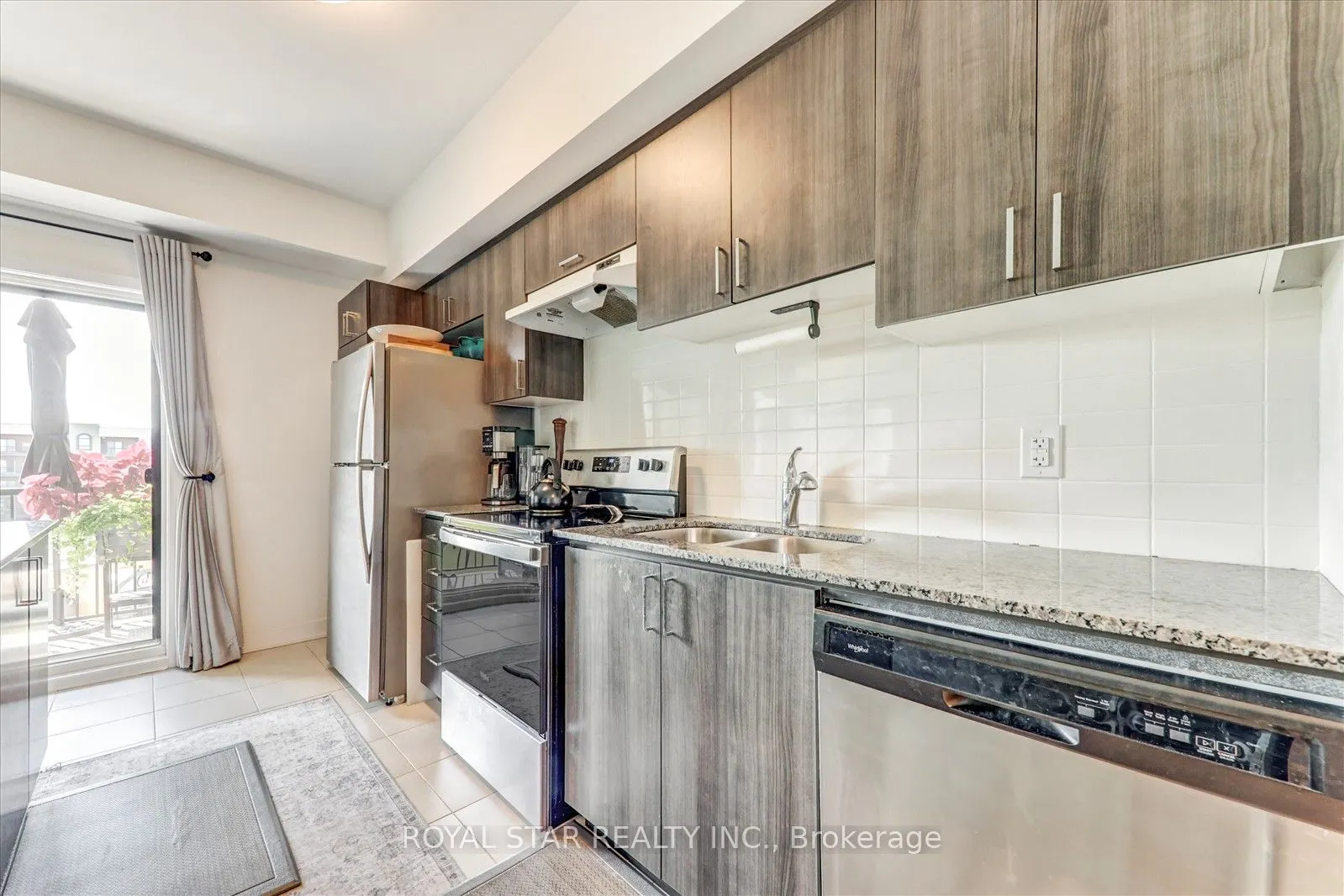 1 Chef Lane, #401