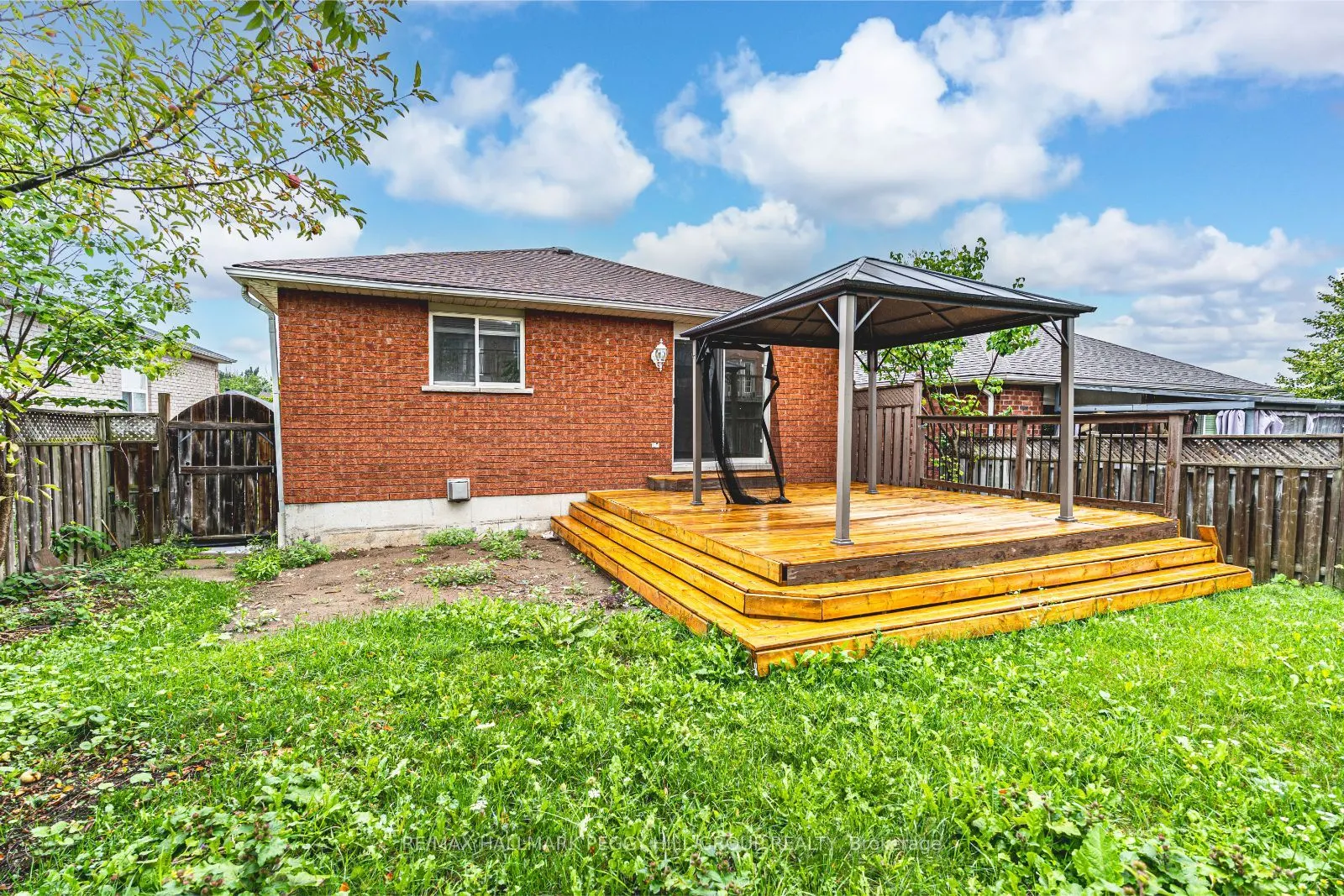 49 Forest Dale Drive, #Upper