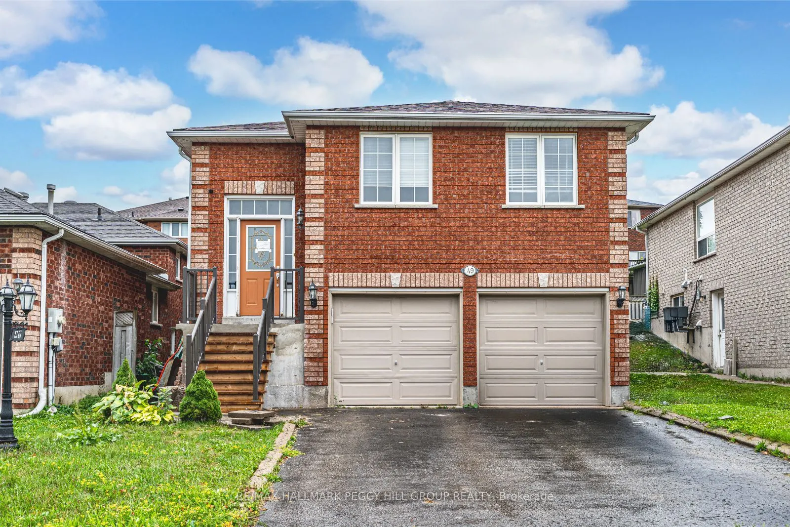 49 Forest Dale Drive, #Upper