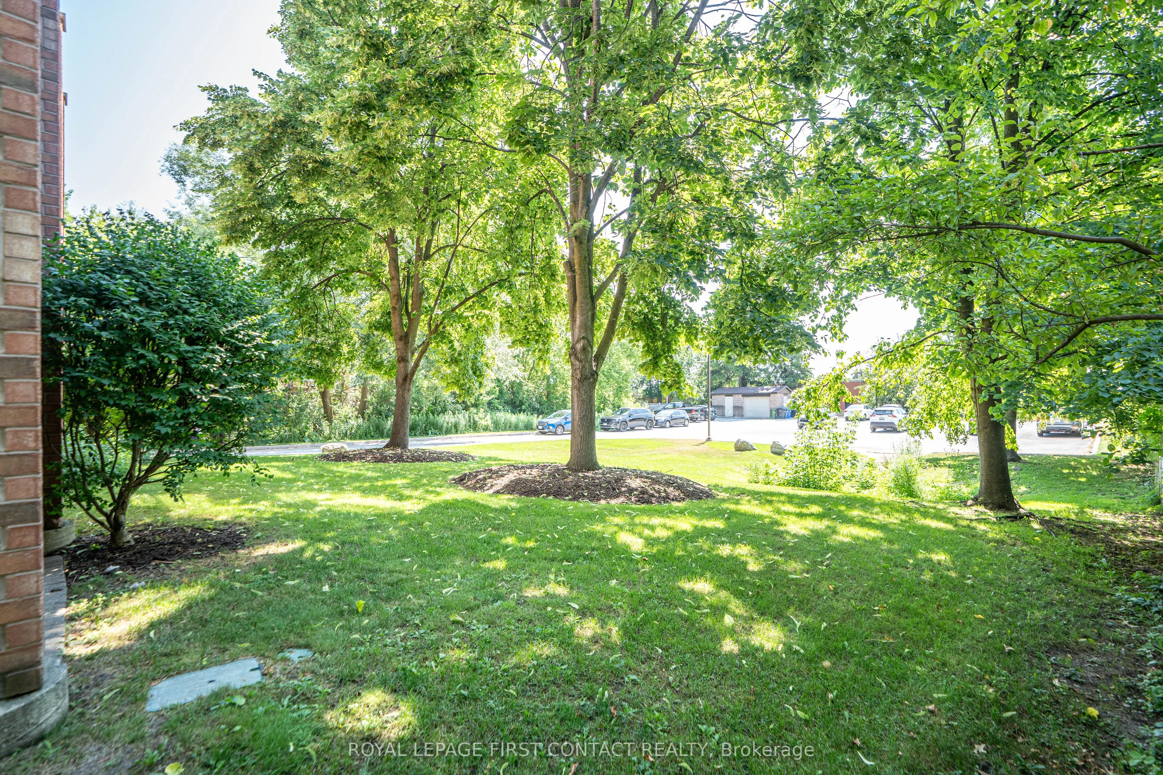 117 Edgehill Drive, #104