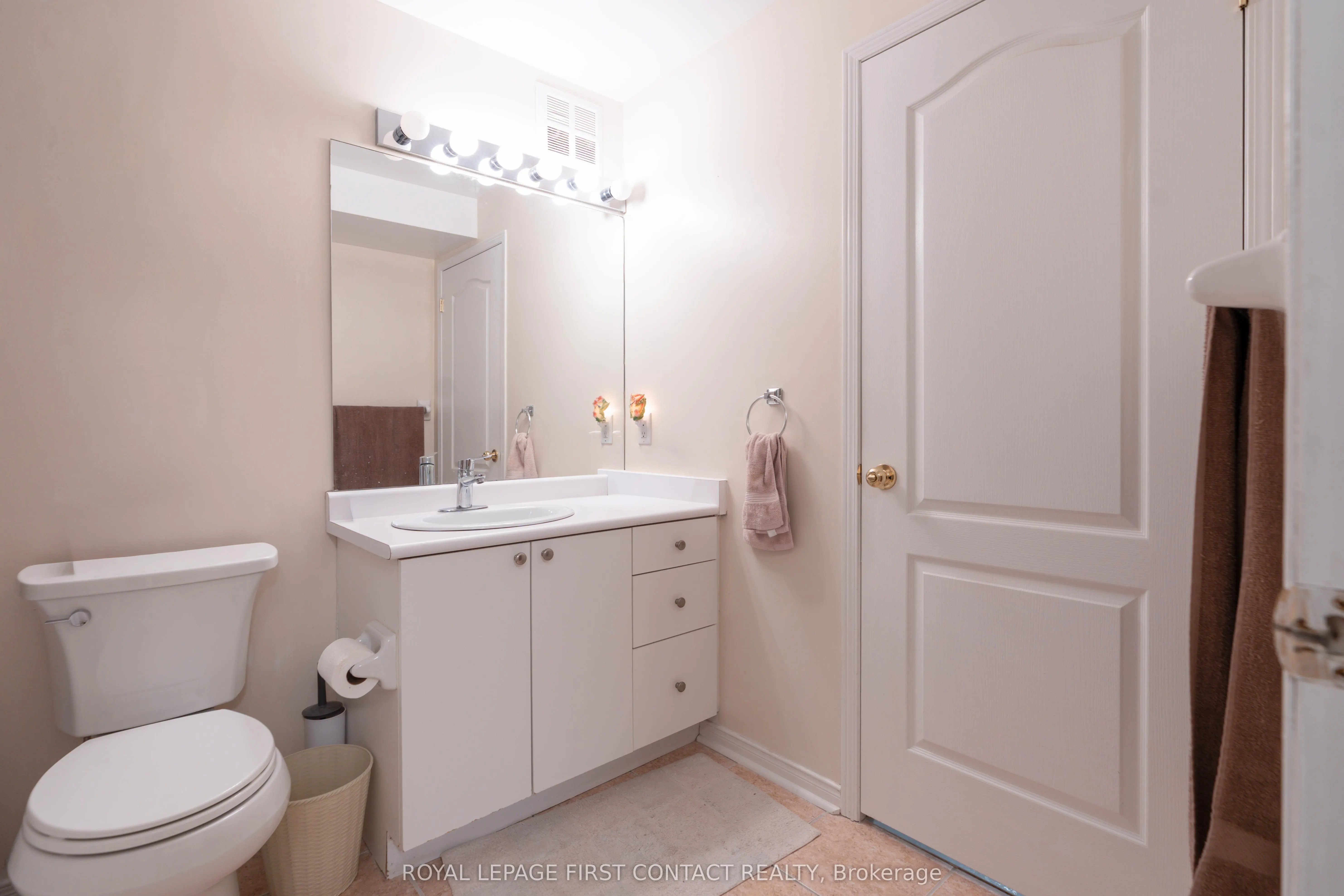 117 Edgehill Drive, #104