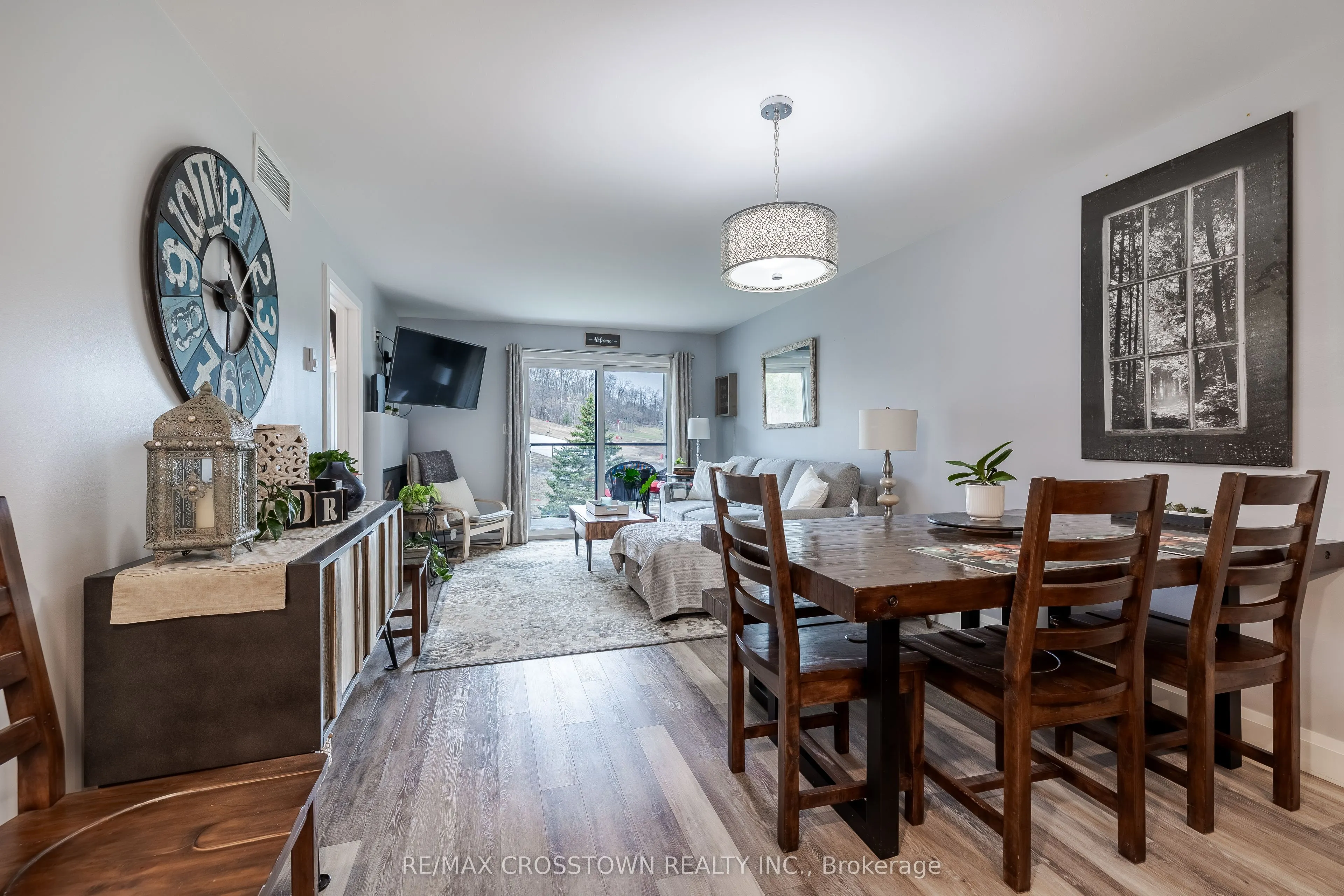 80 HORSESHOE Boulevard, #302