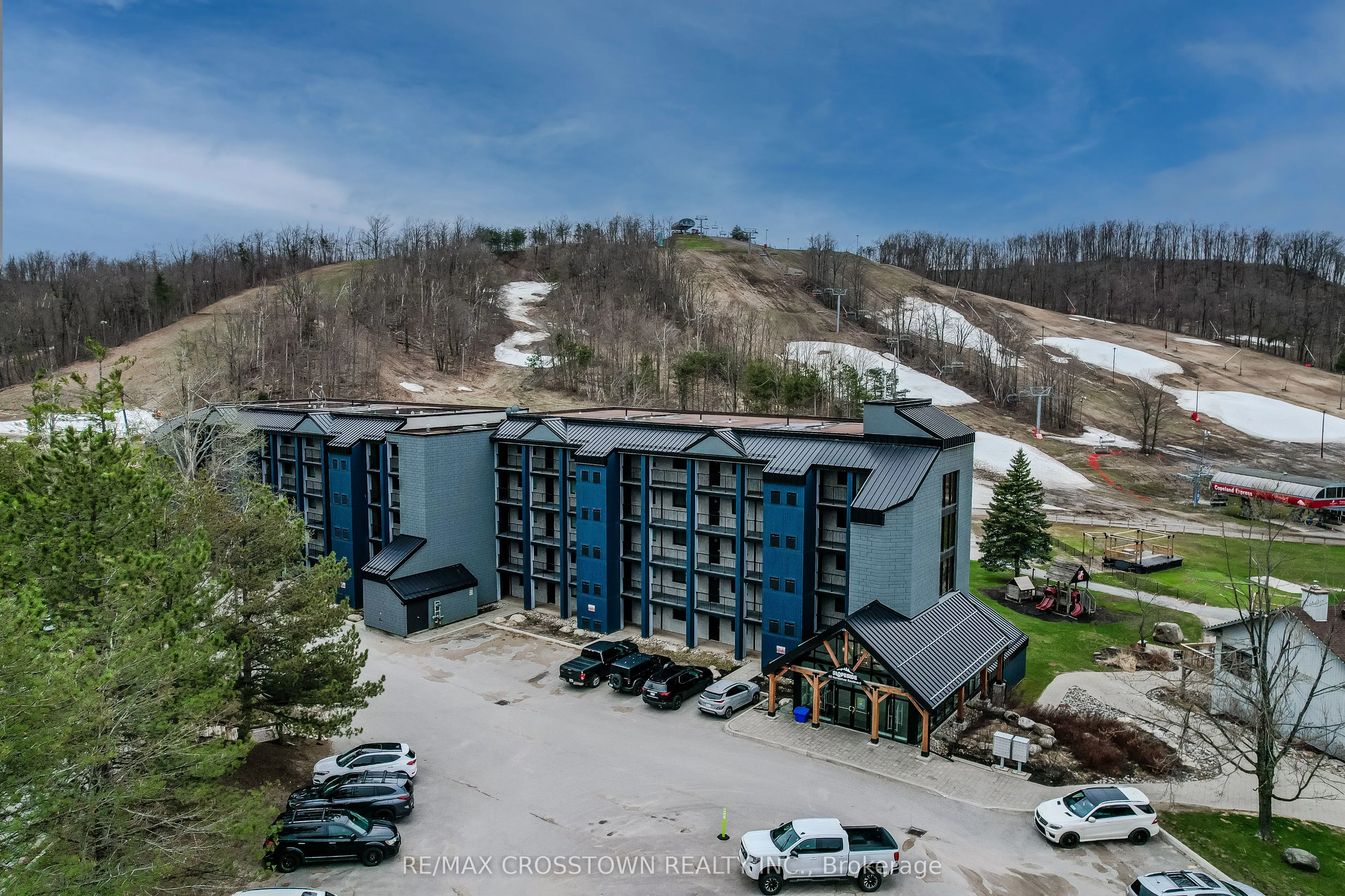 80 HORSESHOE Boulevard #302