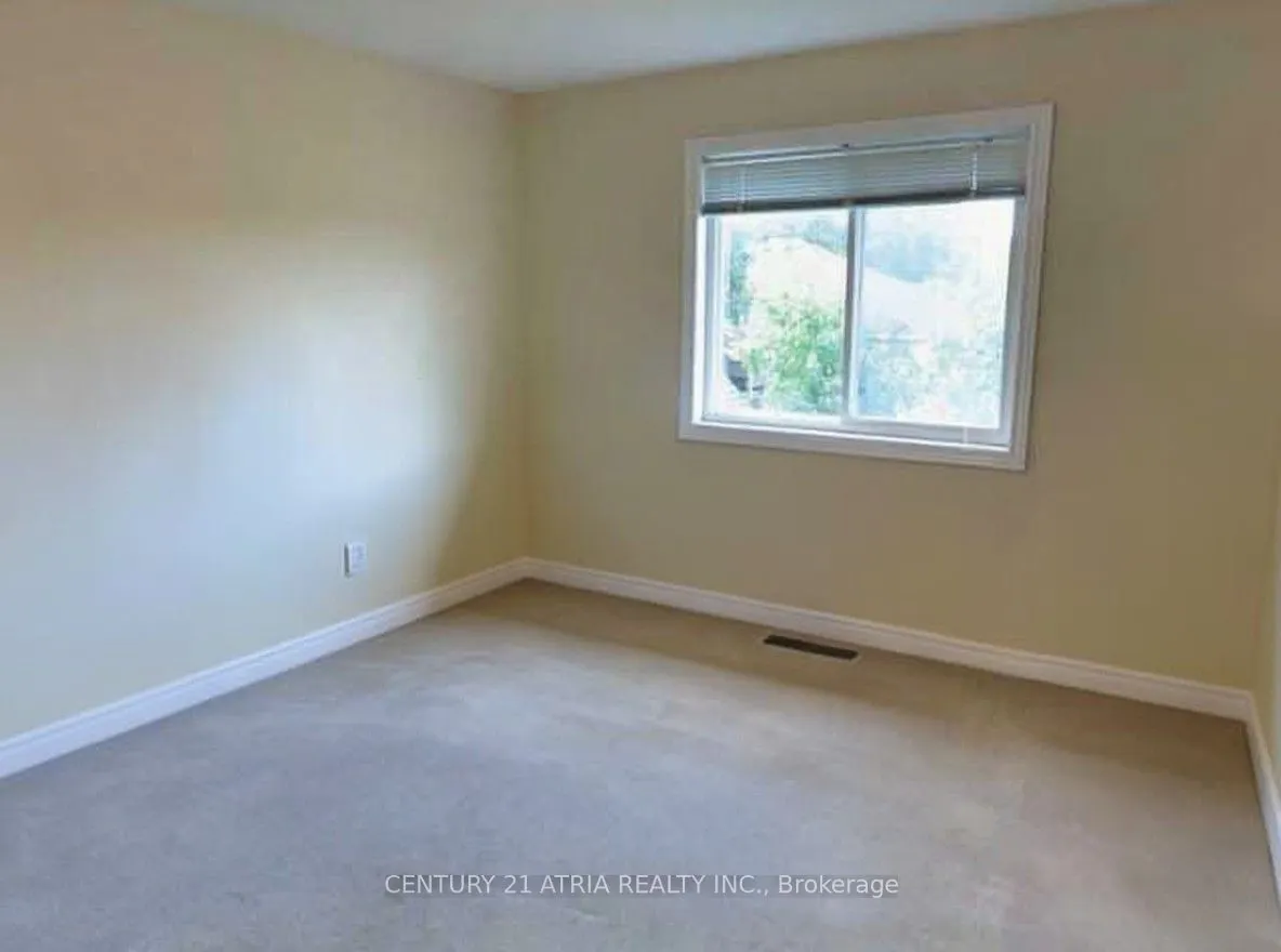 194 Livingstone Street E, #Upper