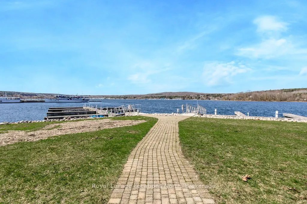 4 BECK Boulevard, #6