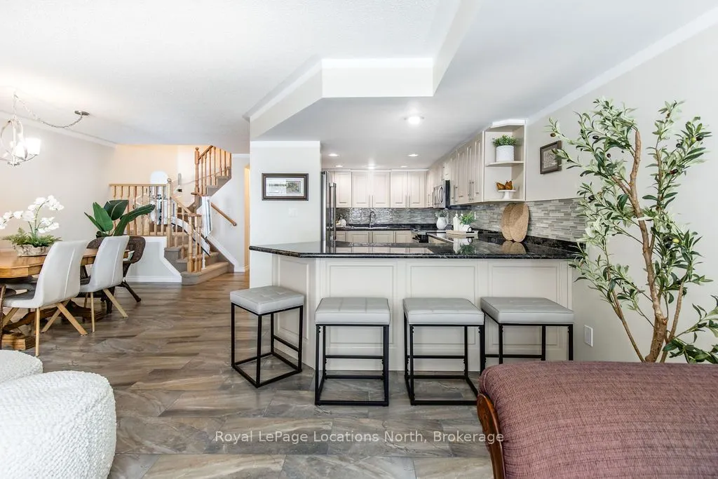 4 BECK Boulevard, #6