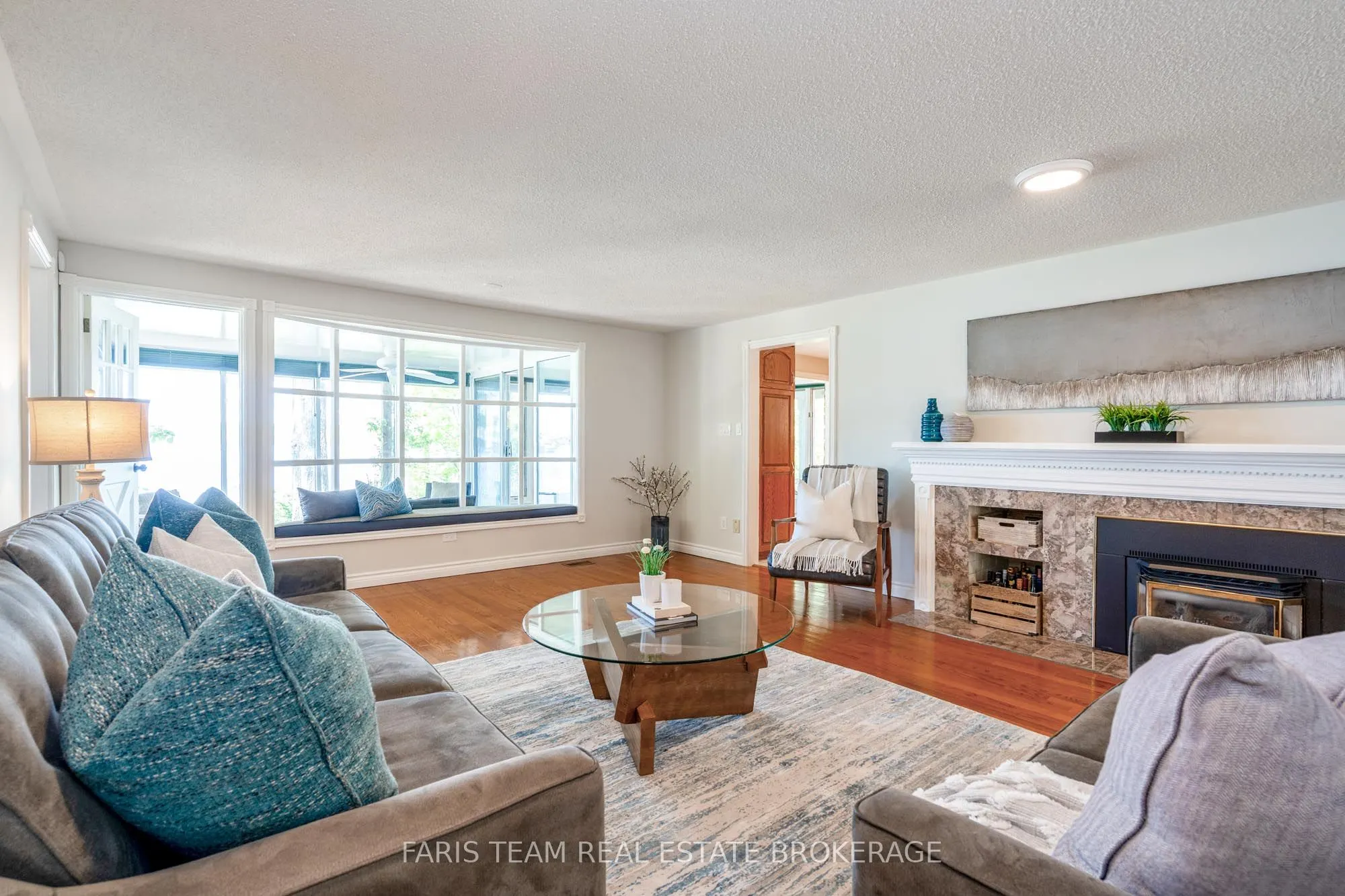 10 White Oaks Road