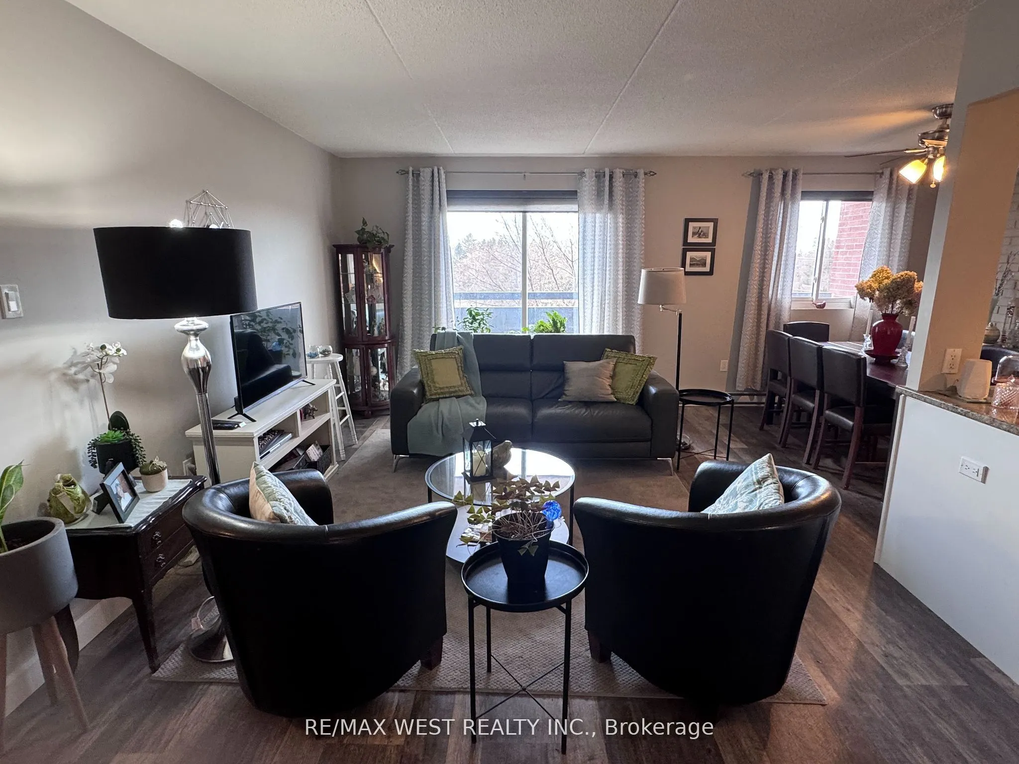 460 Ontario Street, #406