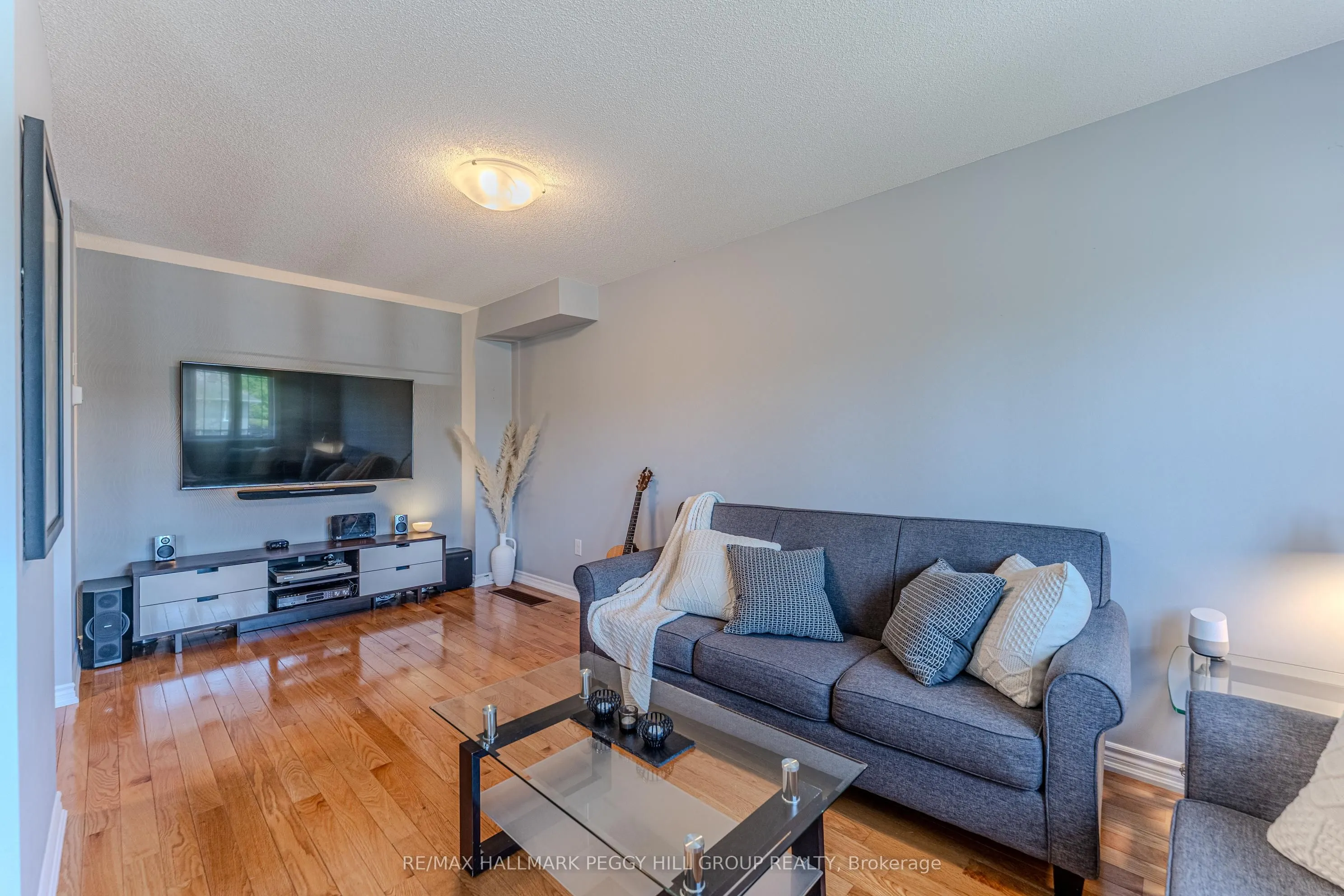 209 Harvie Road, #35