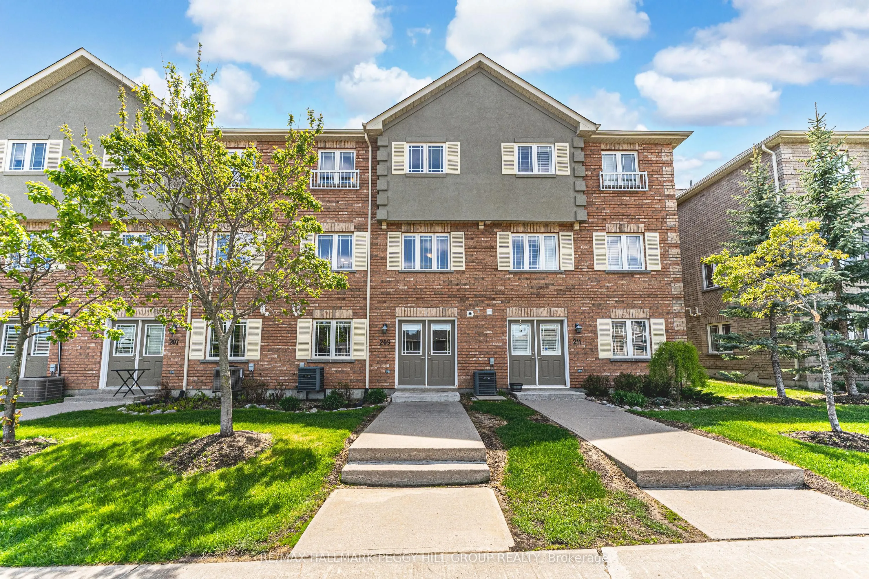 209 Harvie Road, #35