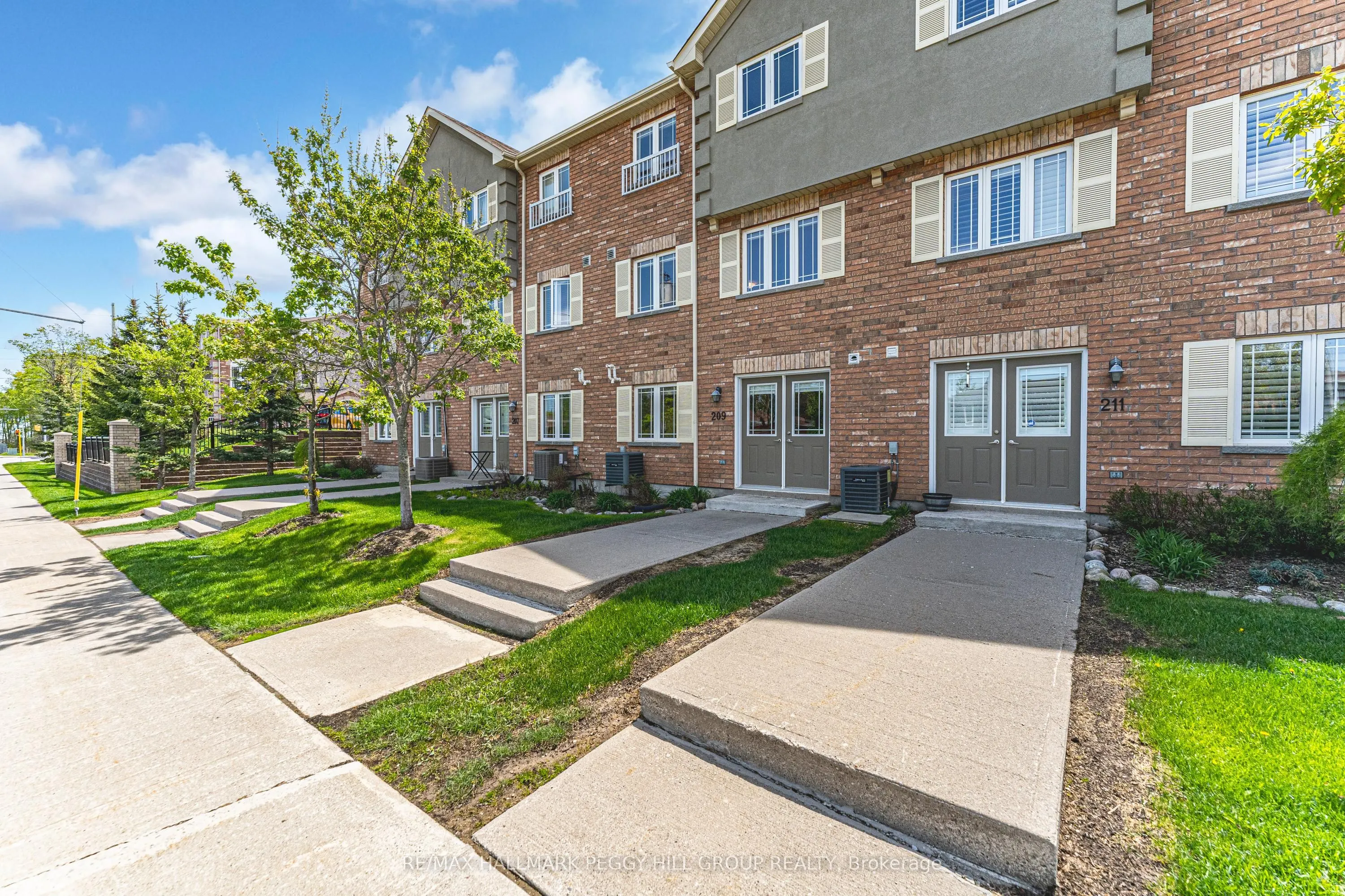 209 Harvie Road, #35