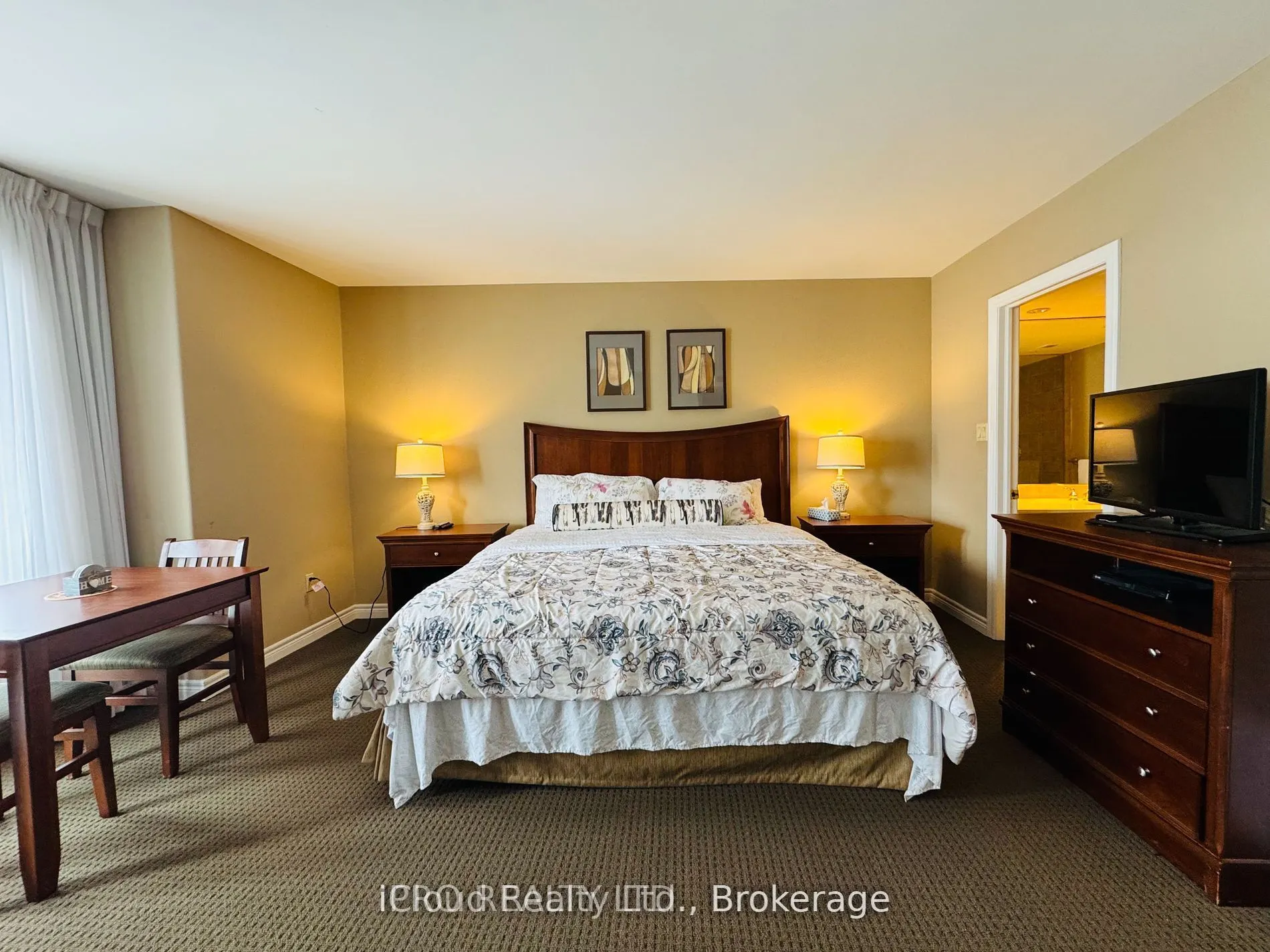 90 Highland Drive, #2076-77