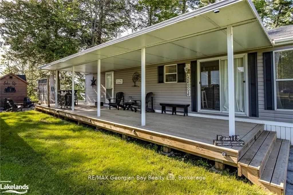 46 LAKESHORE Road