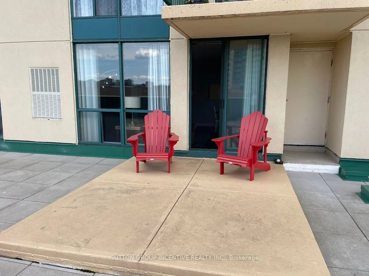 65 Ellen Street, #111