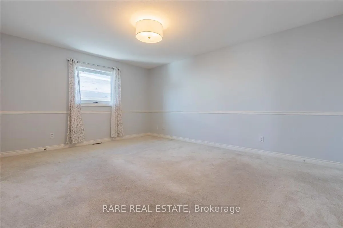 29 Mapleton Avenue, #Main