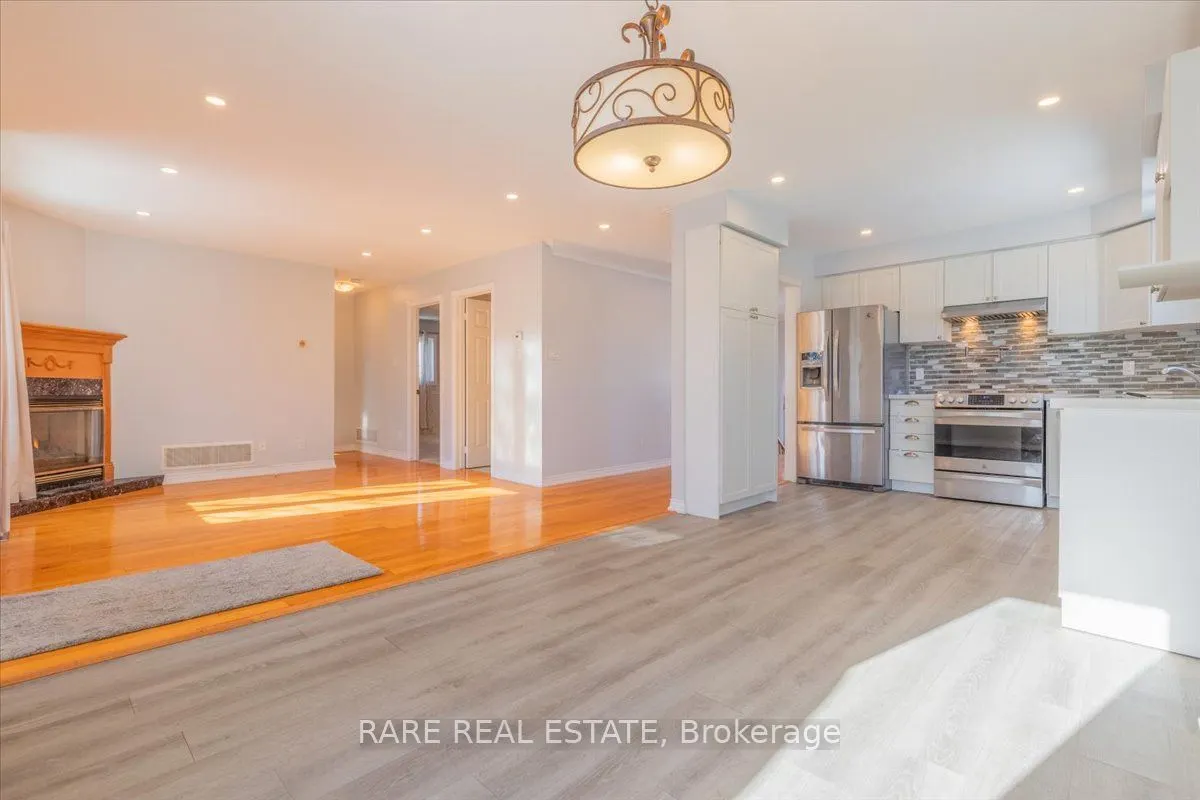 29 Mapleton Avenue, #Main