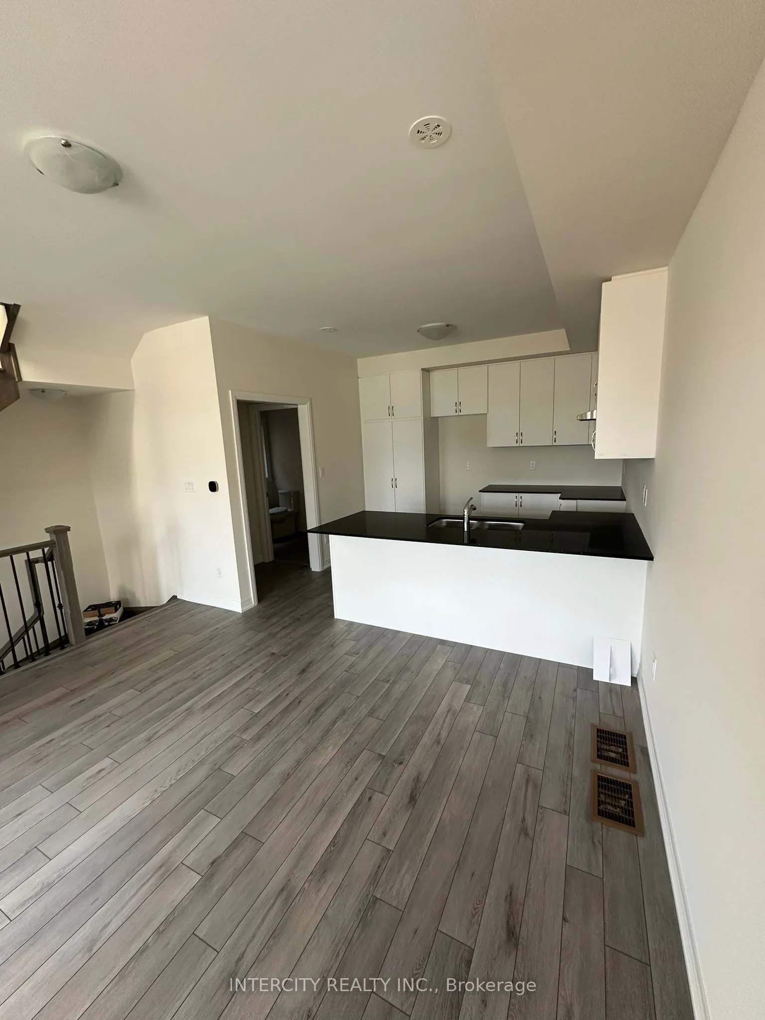 23 Bluebird Lane
