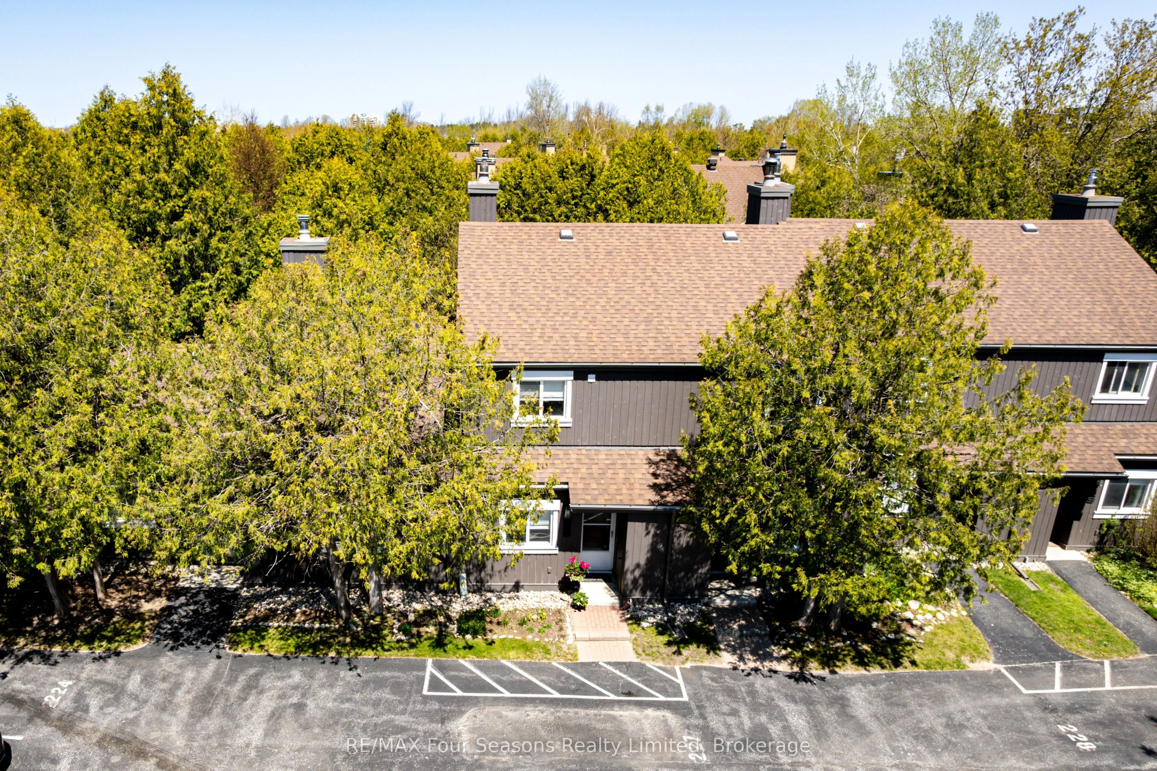 17 Harbour Street, #226