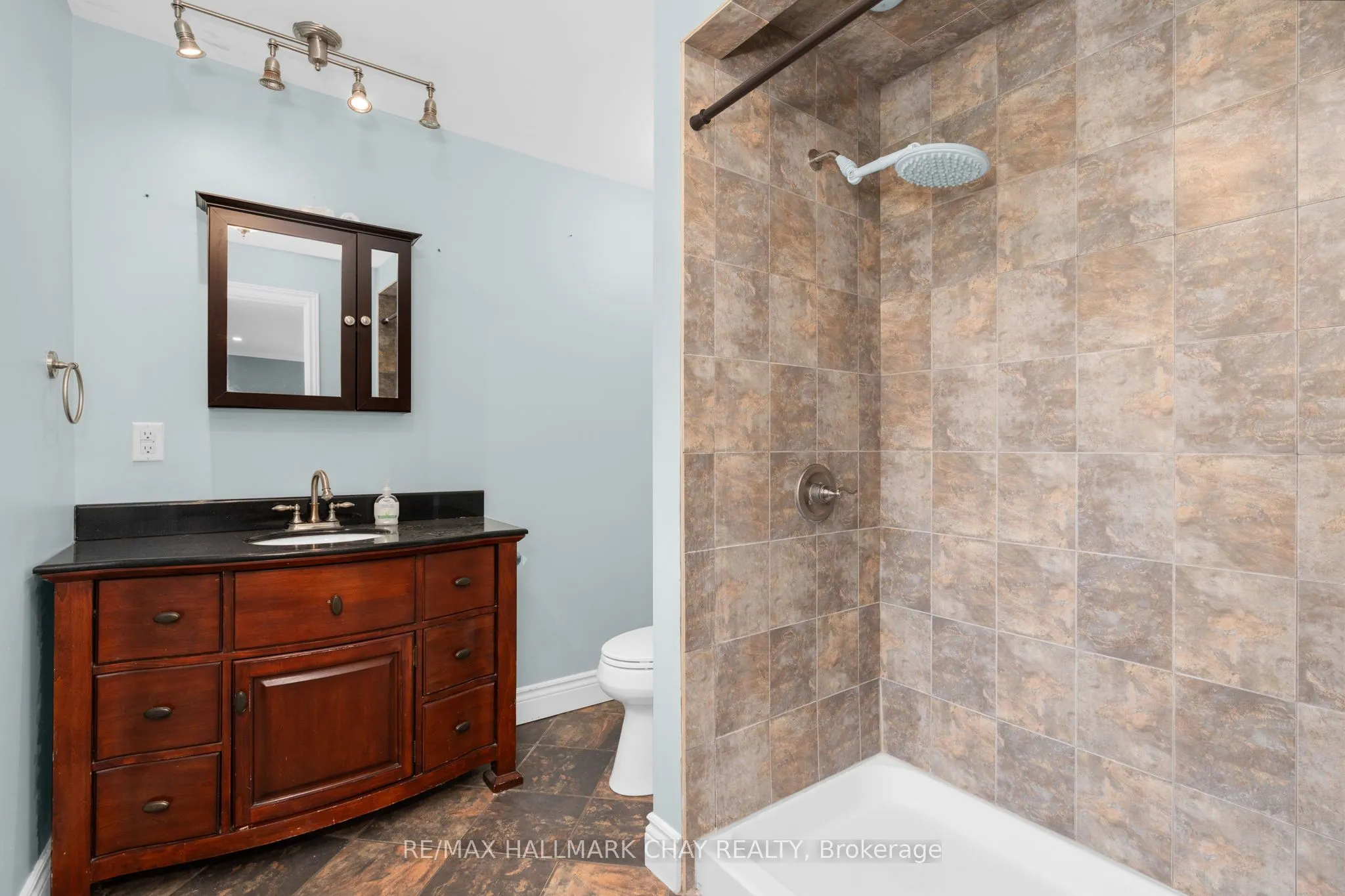 3127 Penetanguishene Road