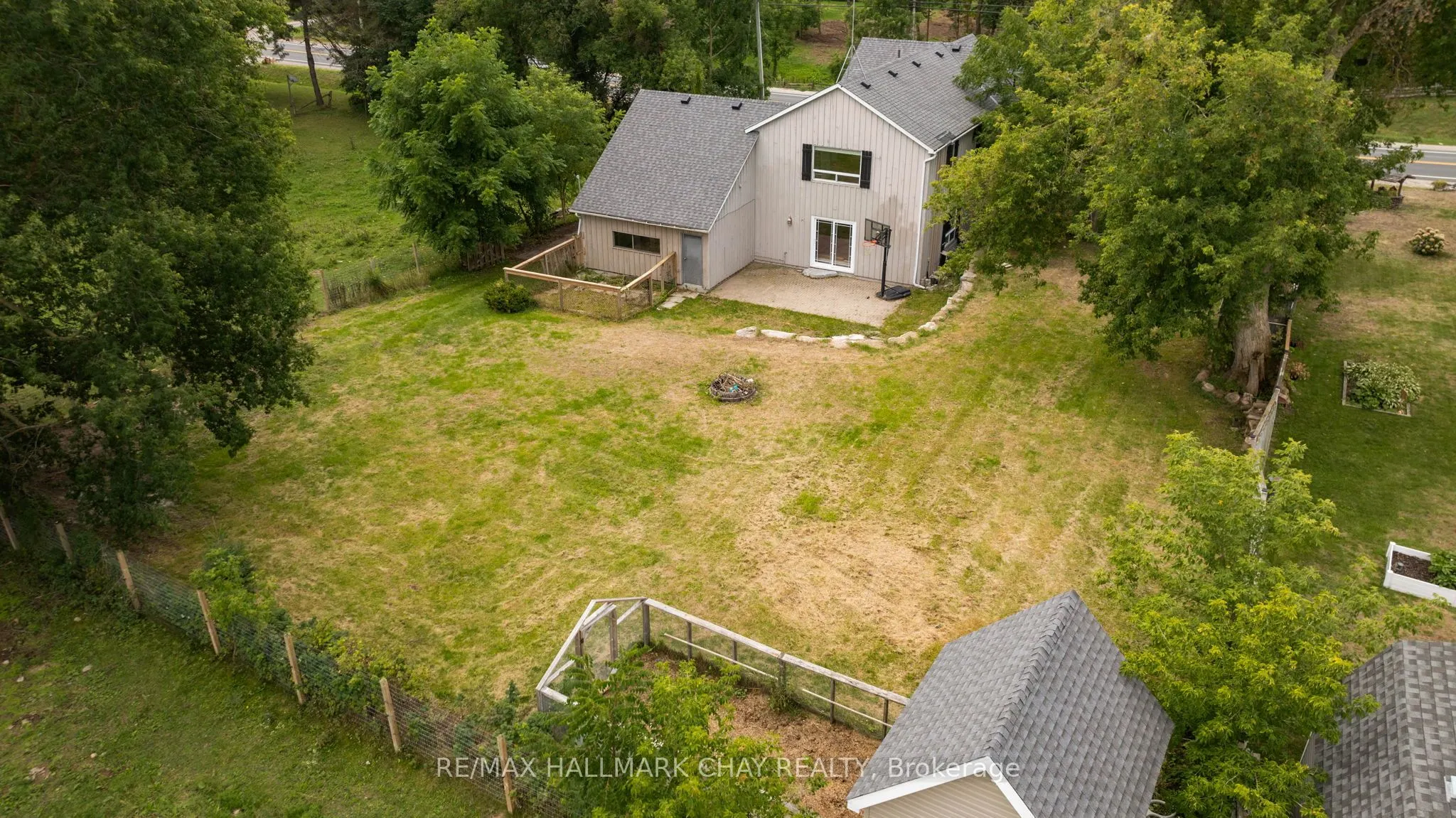 3127 Penetanguishene Road