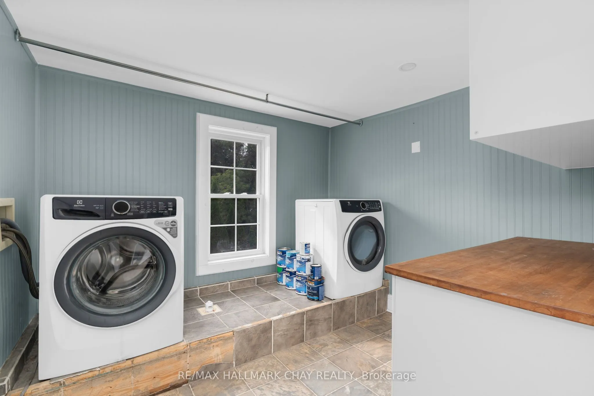 3127 Penetanguishene Road