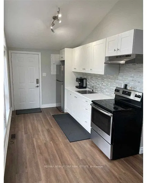 11 13th St S Street