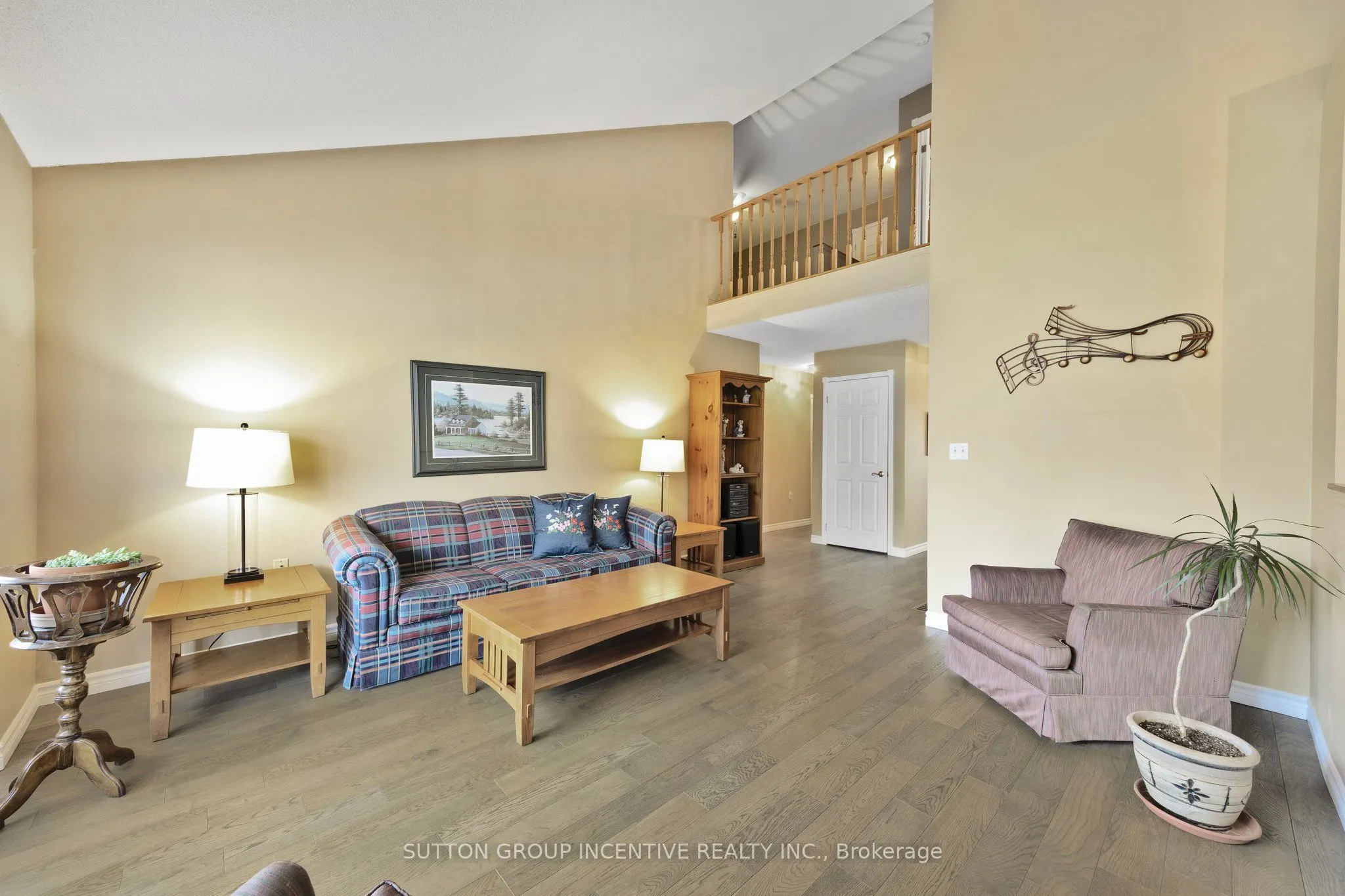 40 Museum Drive, #403