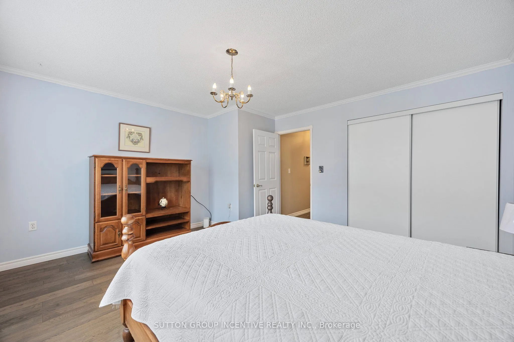 40 Museum Drive, #403