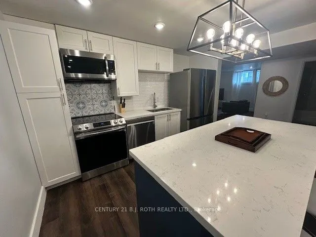 184 Cundles Road W, #Lower
