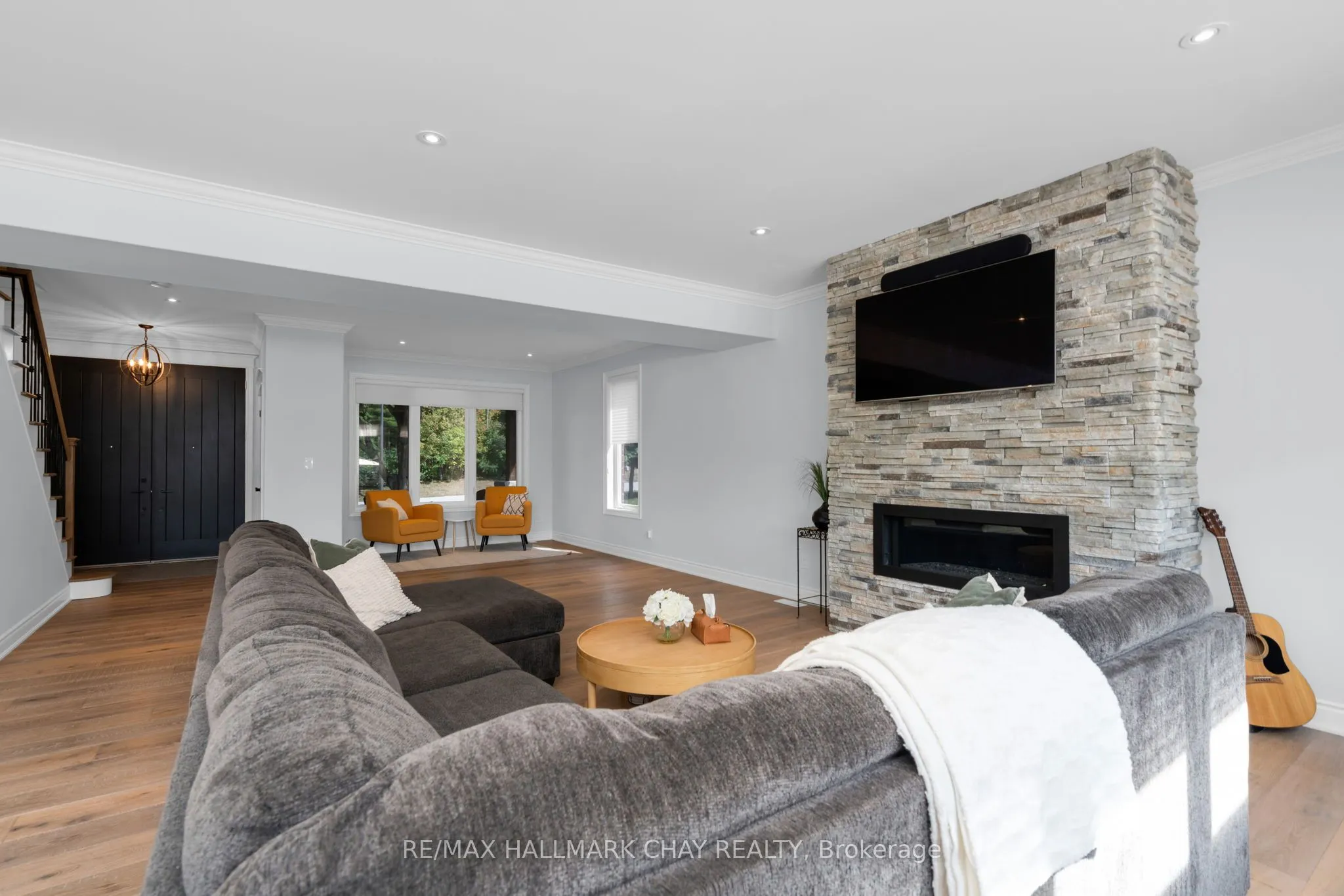 10 Roy Hickling Drive