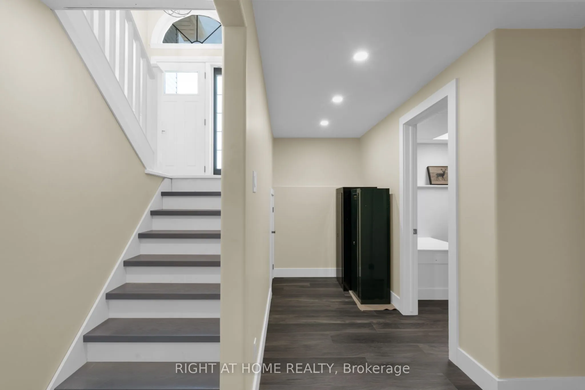 42 Byrnes Crescent