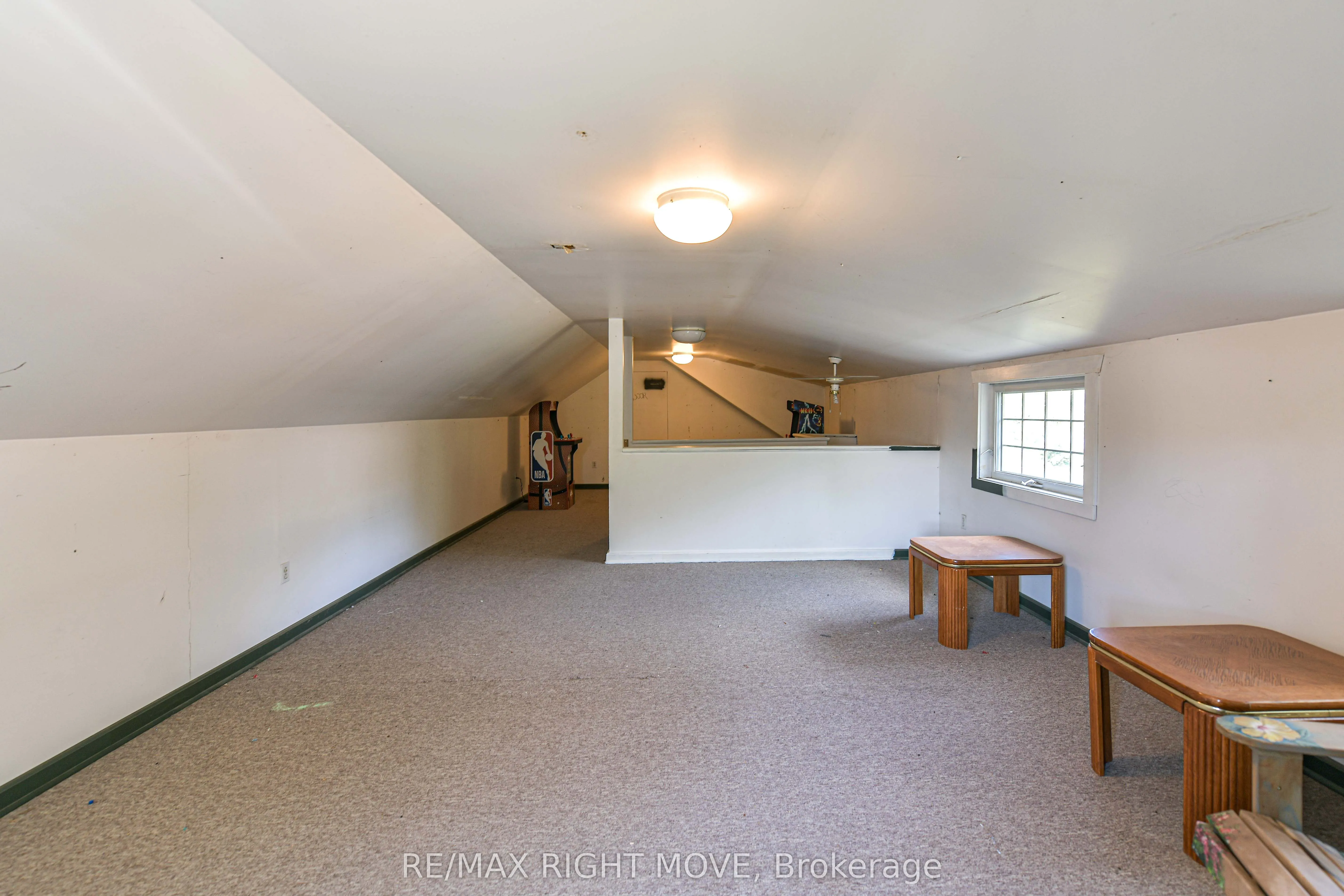 3323 Park Road