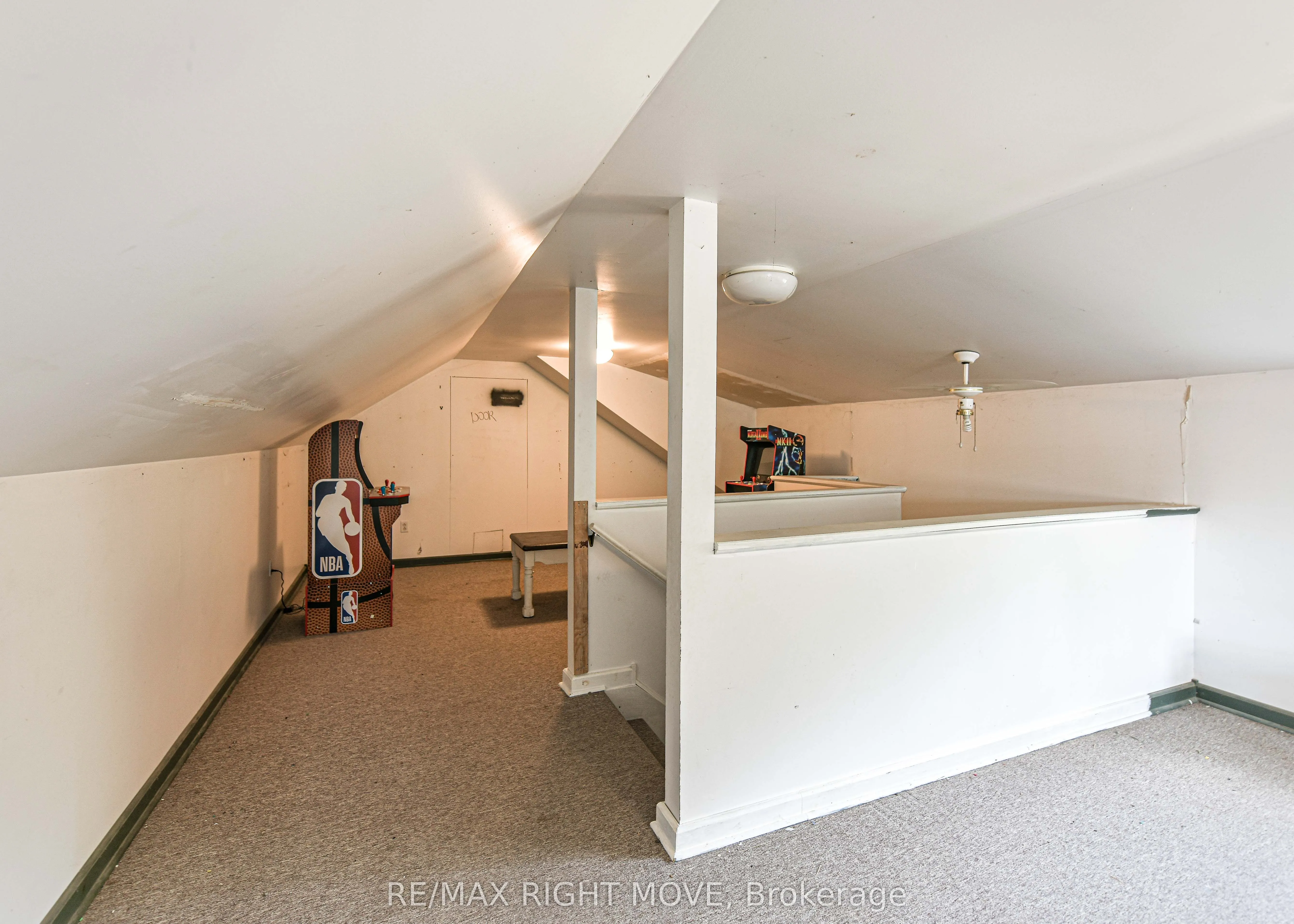 3323 Park Road