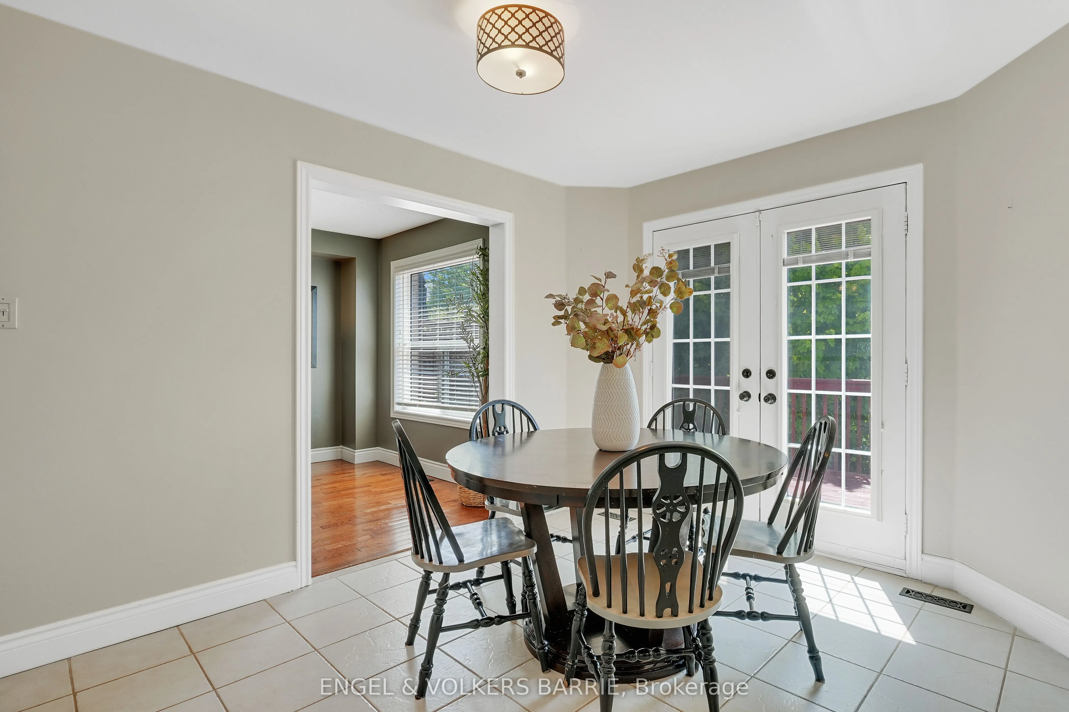 14 Muir Drive