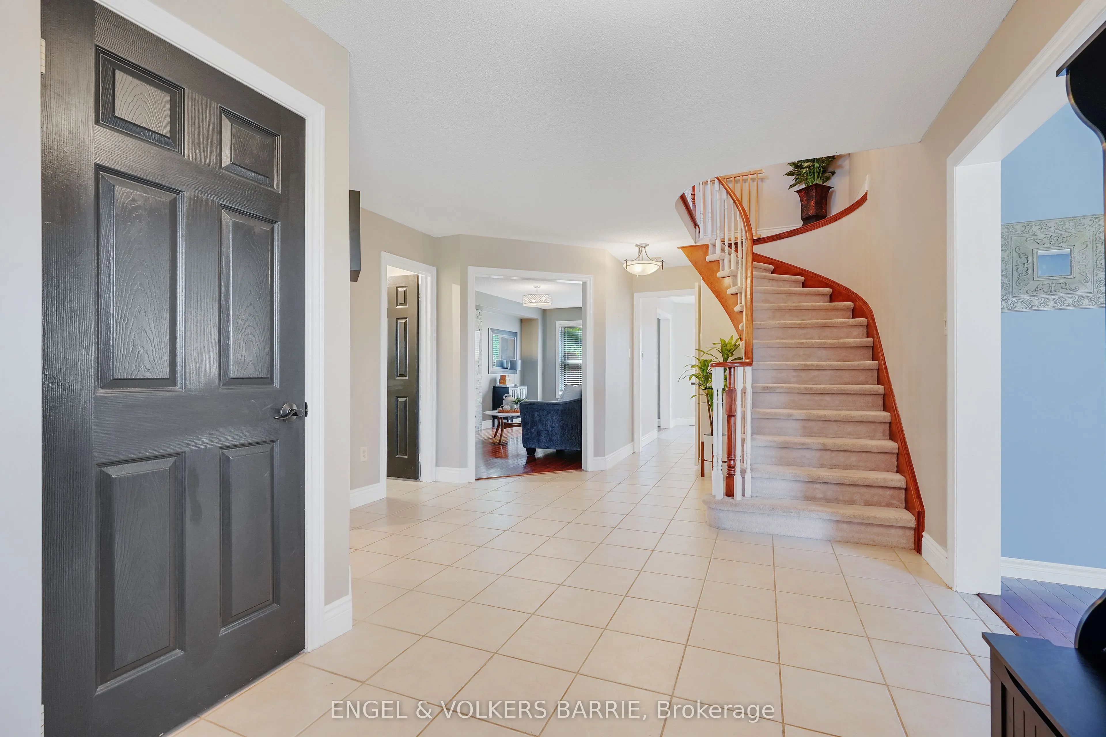 14 Muir Drive