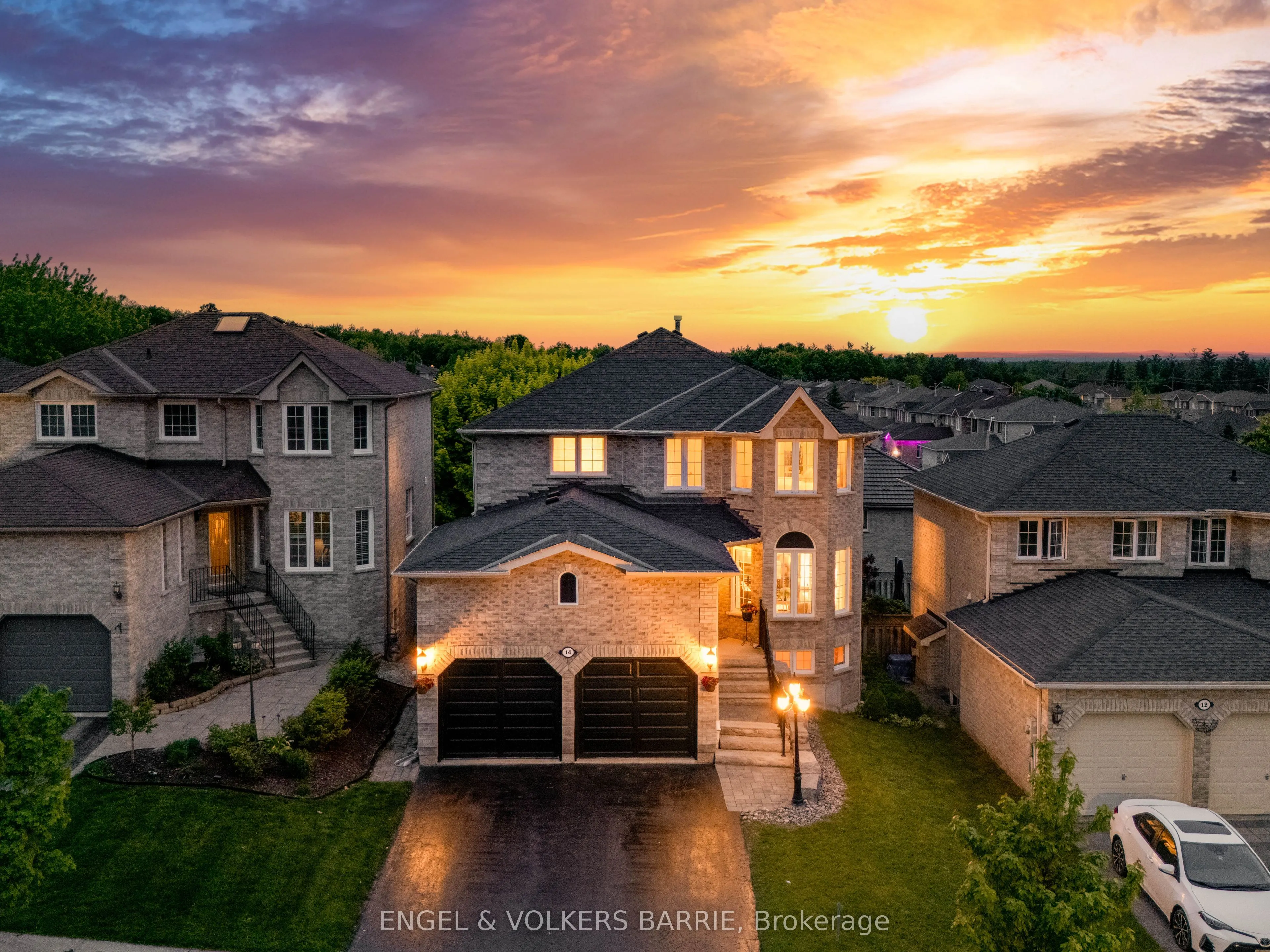 14 Muir Drive