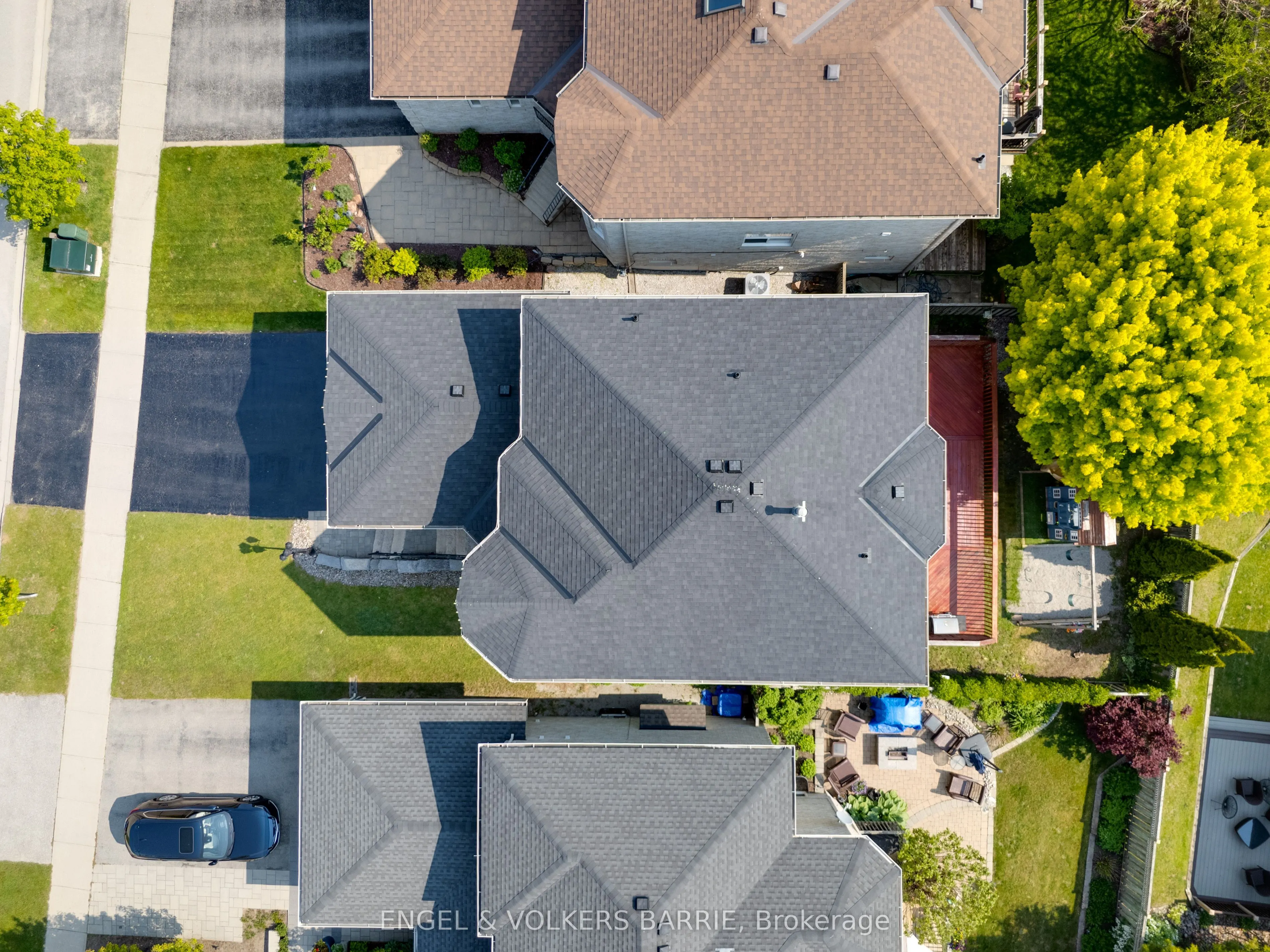 14 Muir Drive