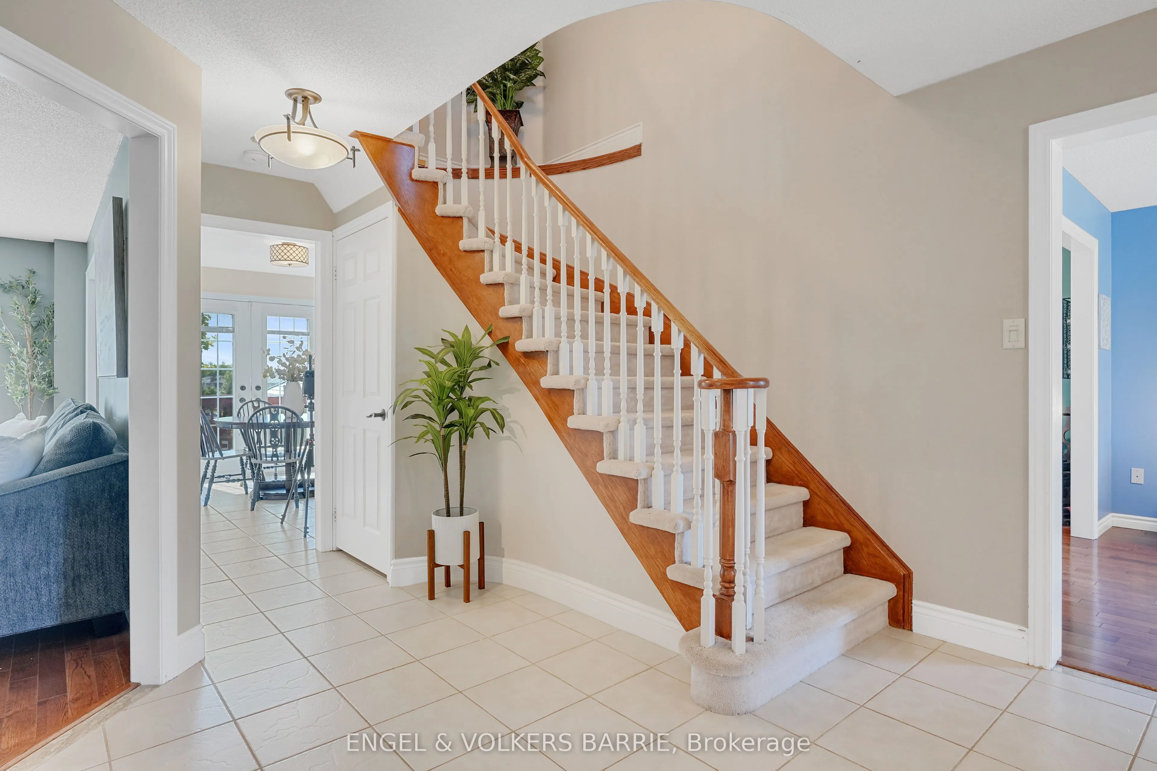 14 Muir Drive