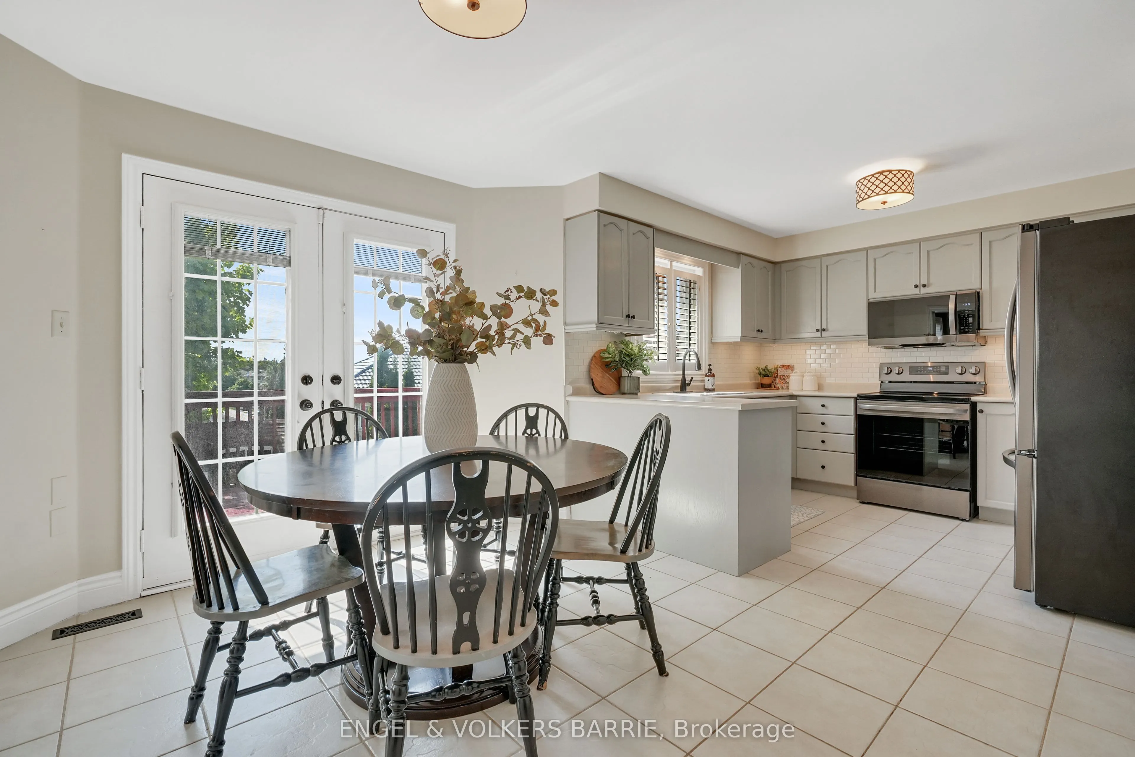 14 Muir Drive