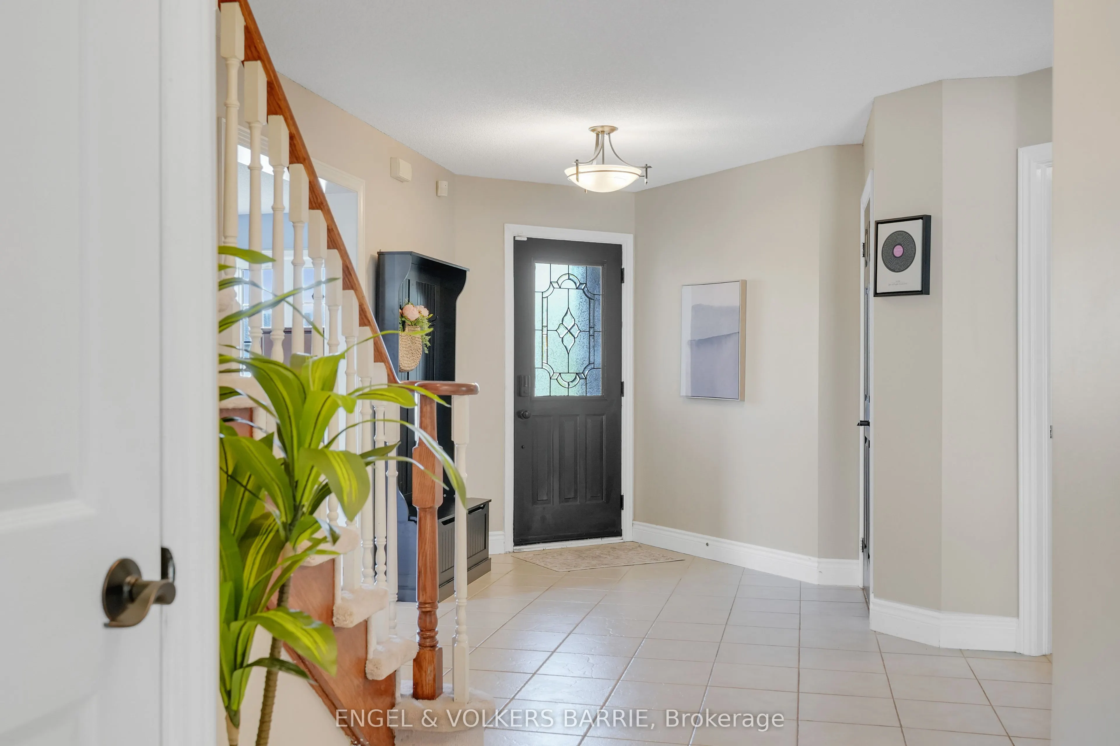 14 Muir Drive