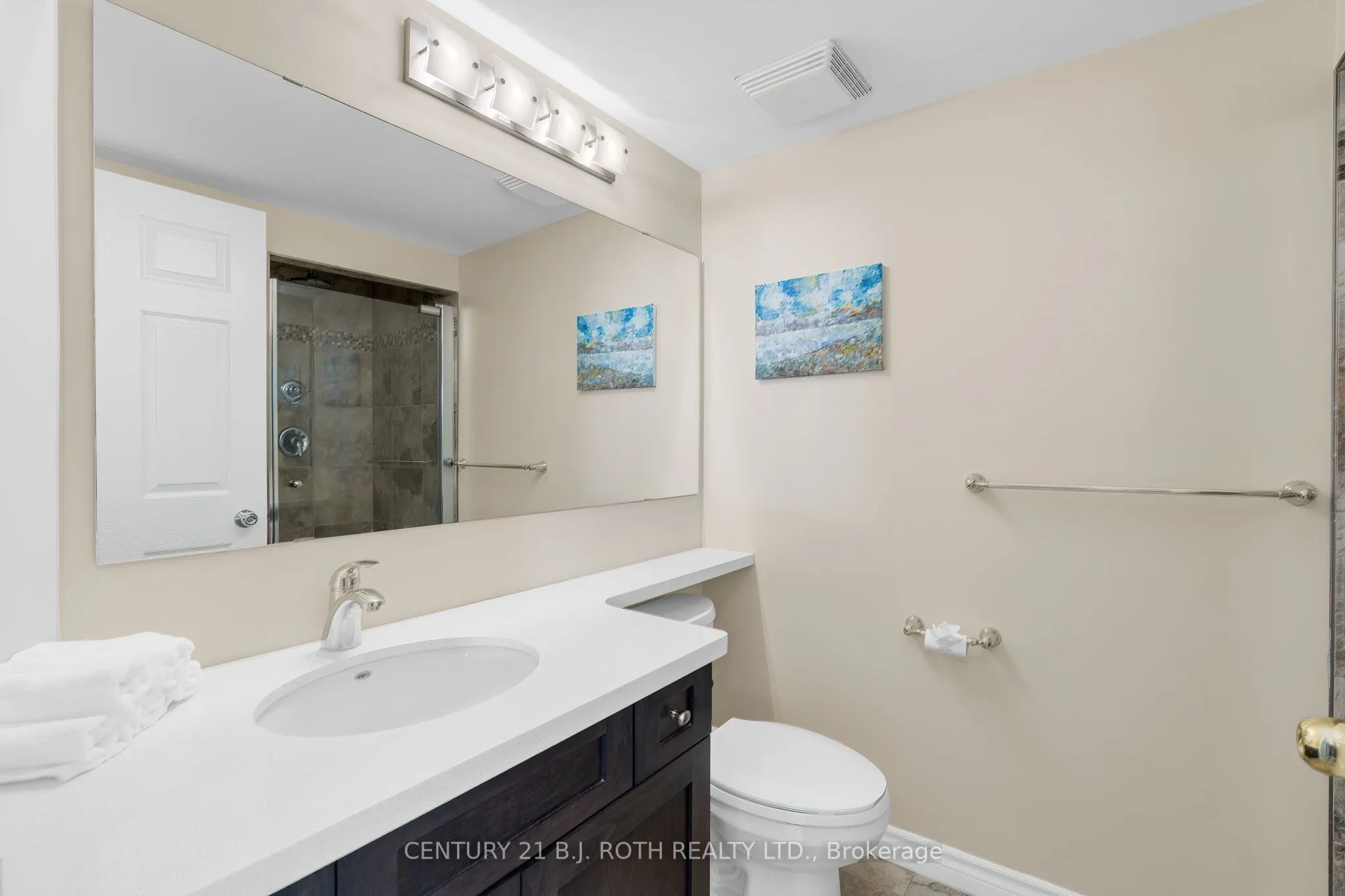 140 Dunlop Street E, #907