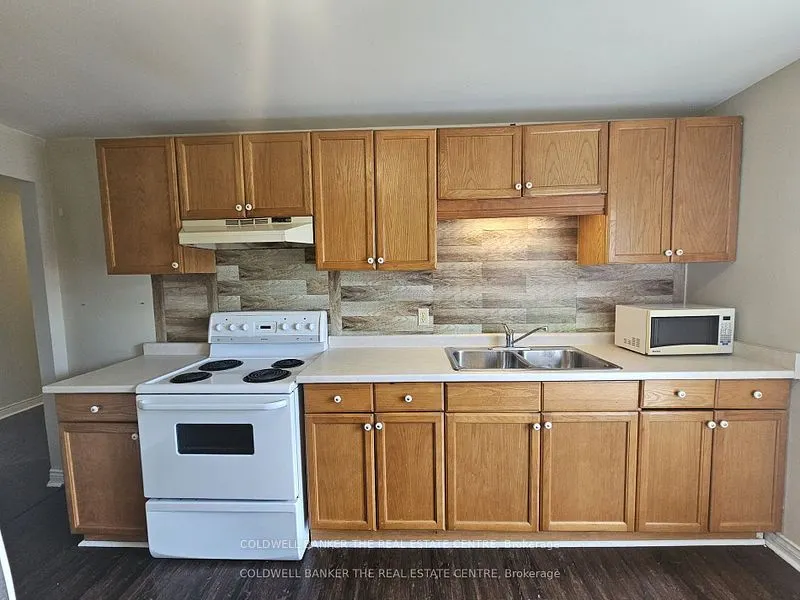 4570 PENETANGUISHENE Road, #North