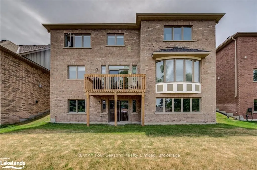 45 Mclean Avenue