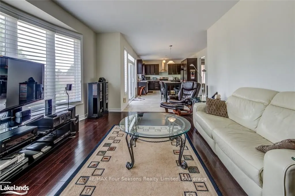 45 Mclean Avenue
