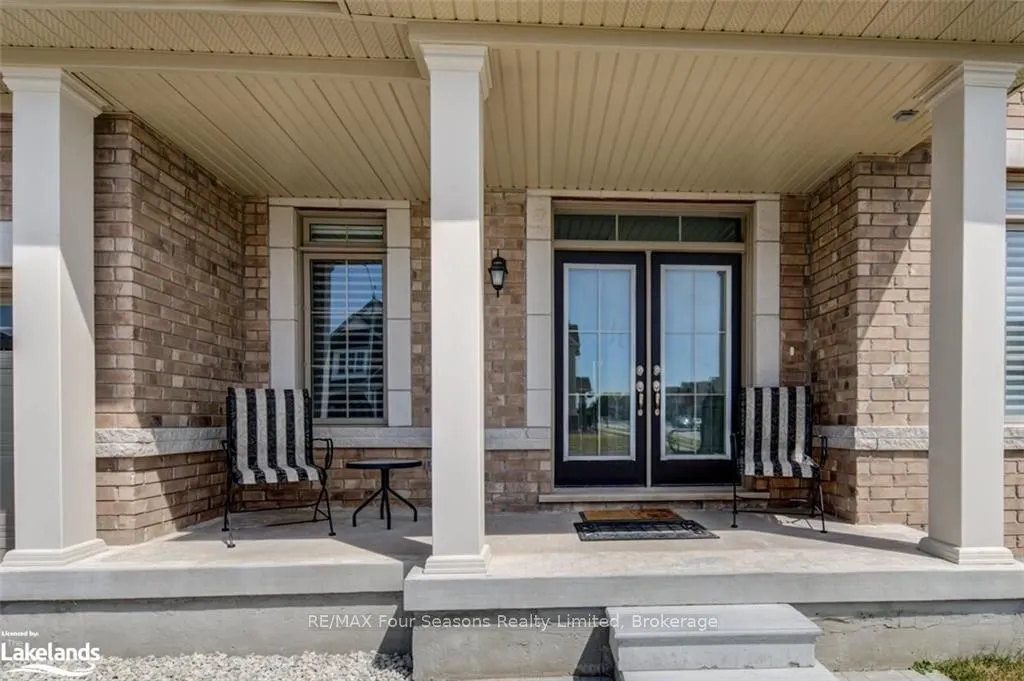 45 Mclean Avenue