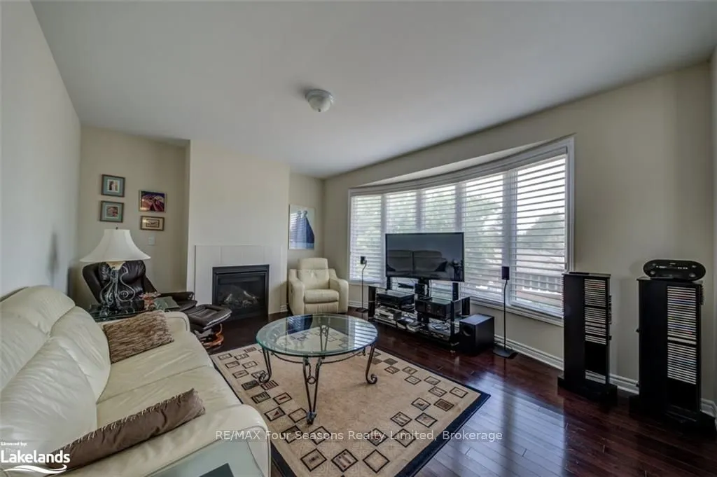 45 Mclean Avenue